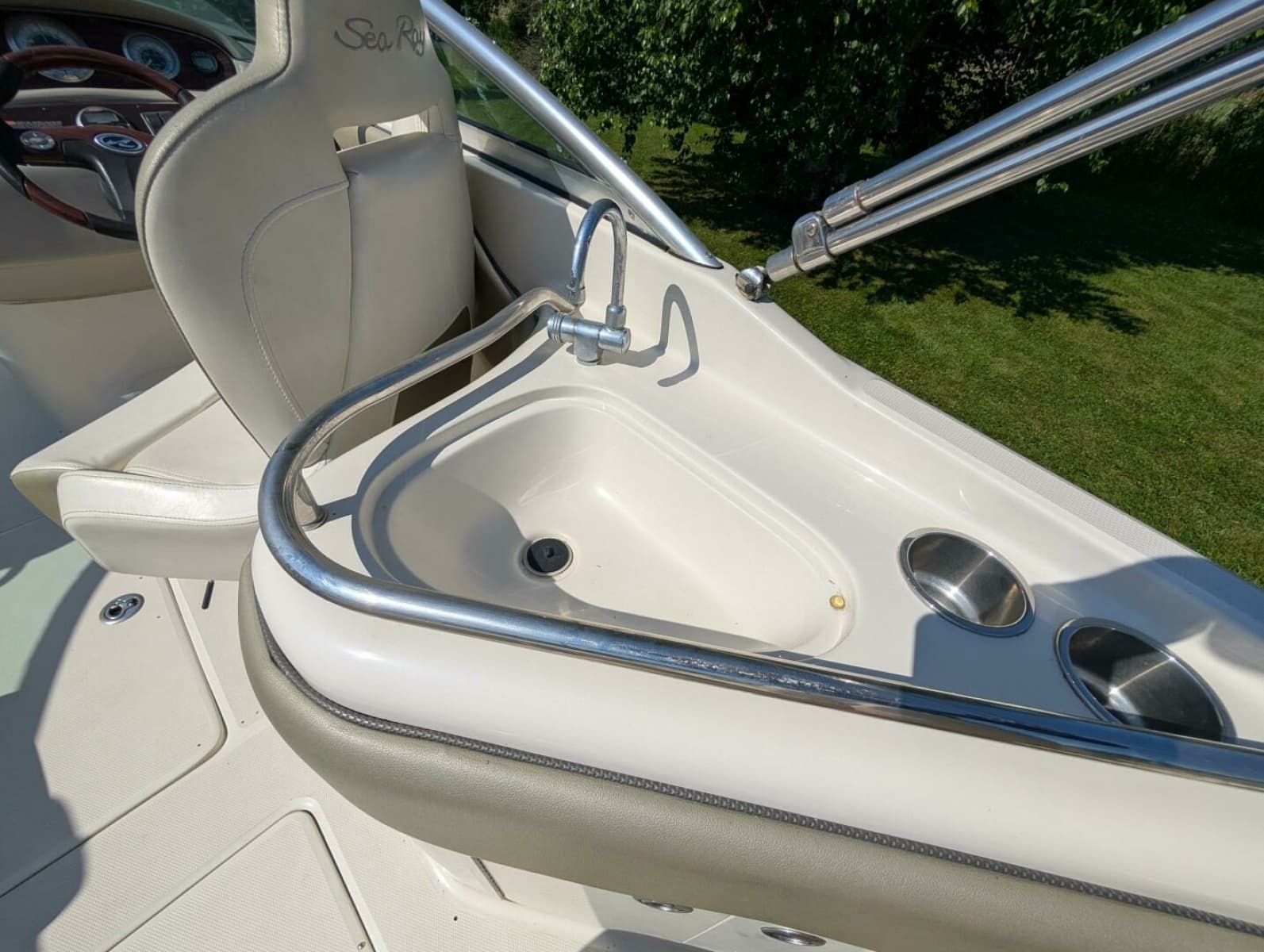 2007 Sea Ray 240 Sundeck - Photo 14
