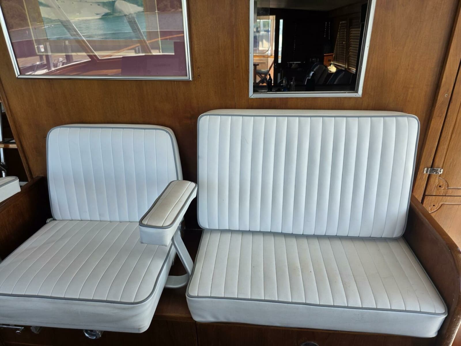 1976 Chris-Craft Roamer 60 - Photo 16
