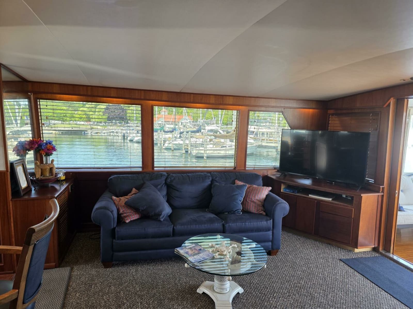 1976 Chris-Craft Roamer 60 - Photo 30