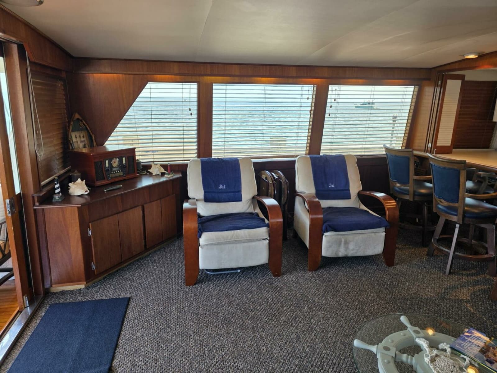 1976 Chris-Craft Roamer 60 - Photo 31