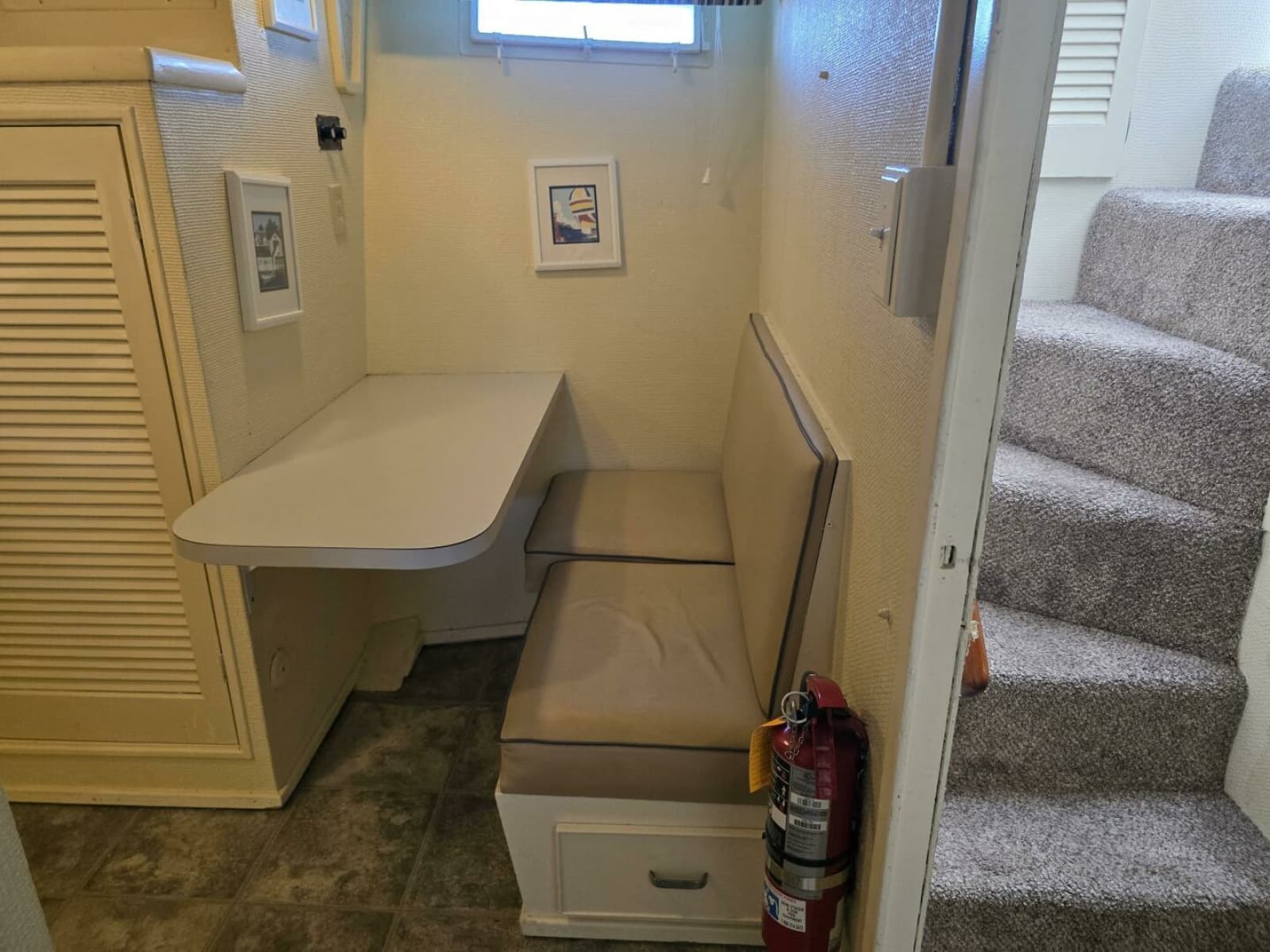 1976 Chris-Craft Roamer 60 - Photo 38