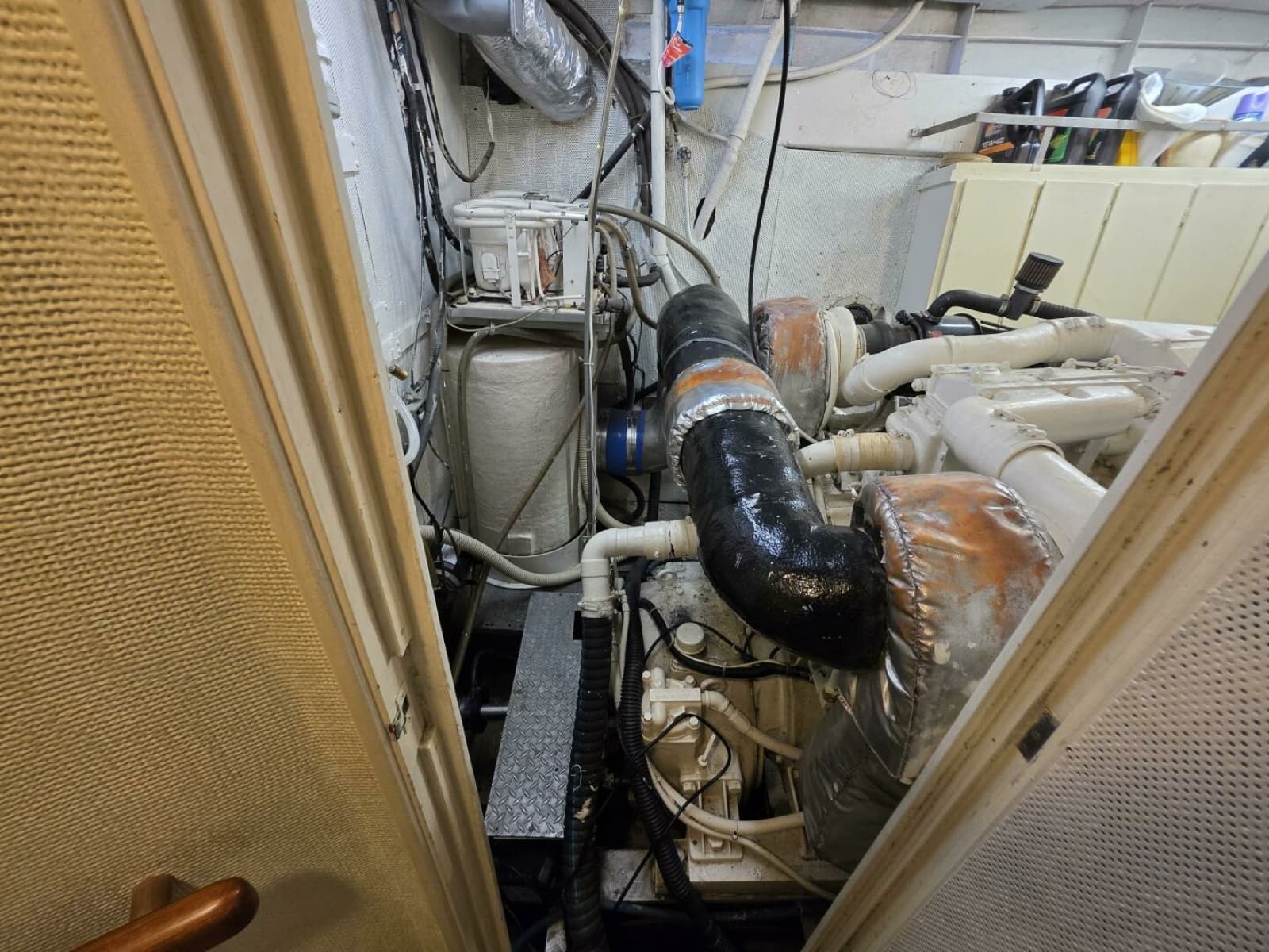 1976 Chris-Craft Roamer 60 - Photo 59