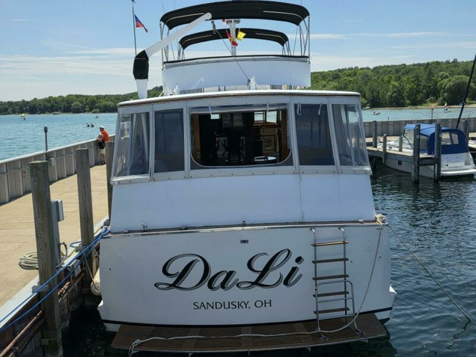 1976 Chris-Craft Roamer 60 - Photo 64