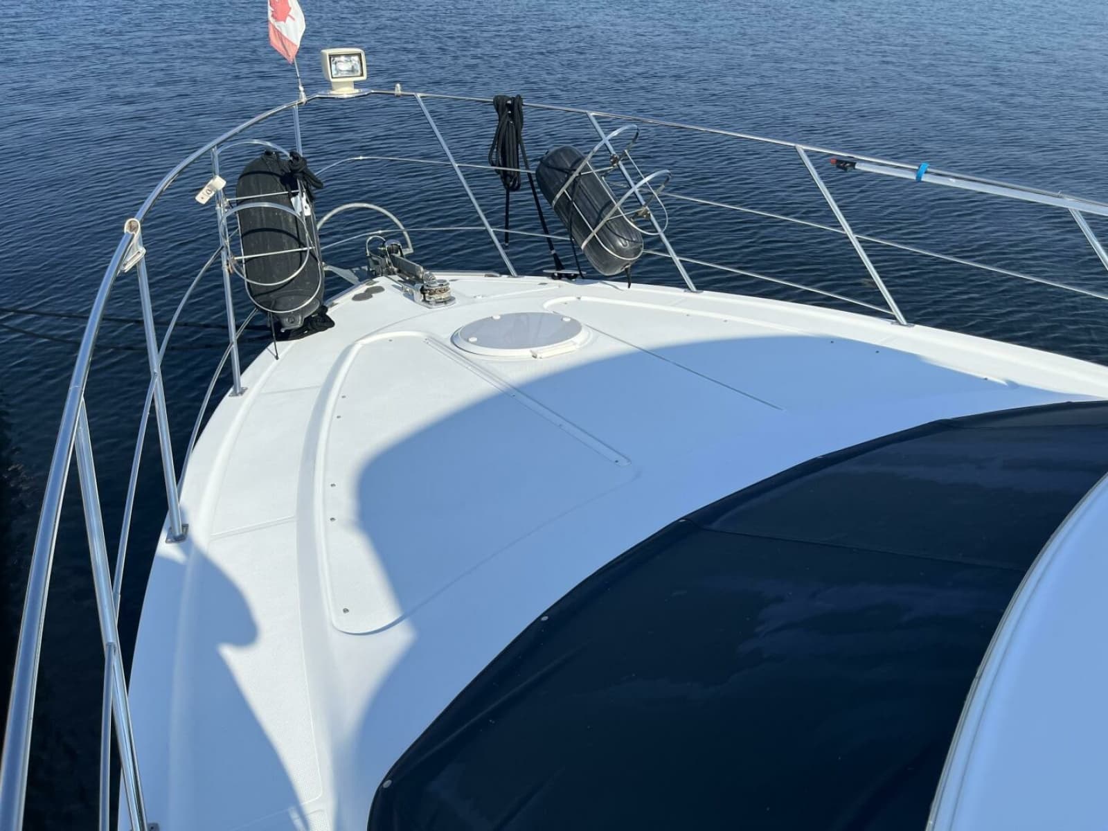 2003 Carver 444 Cockpit Motor Yacht - Photo 3
