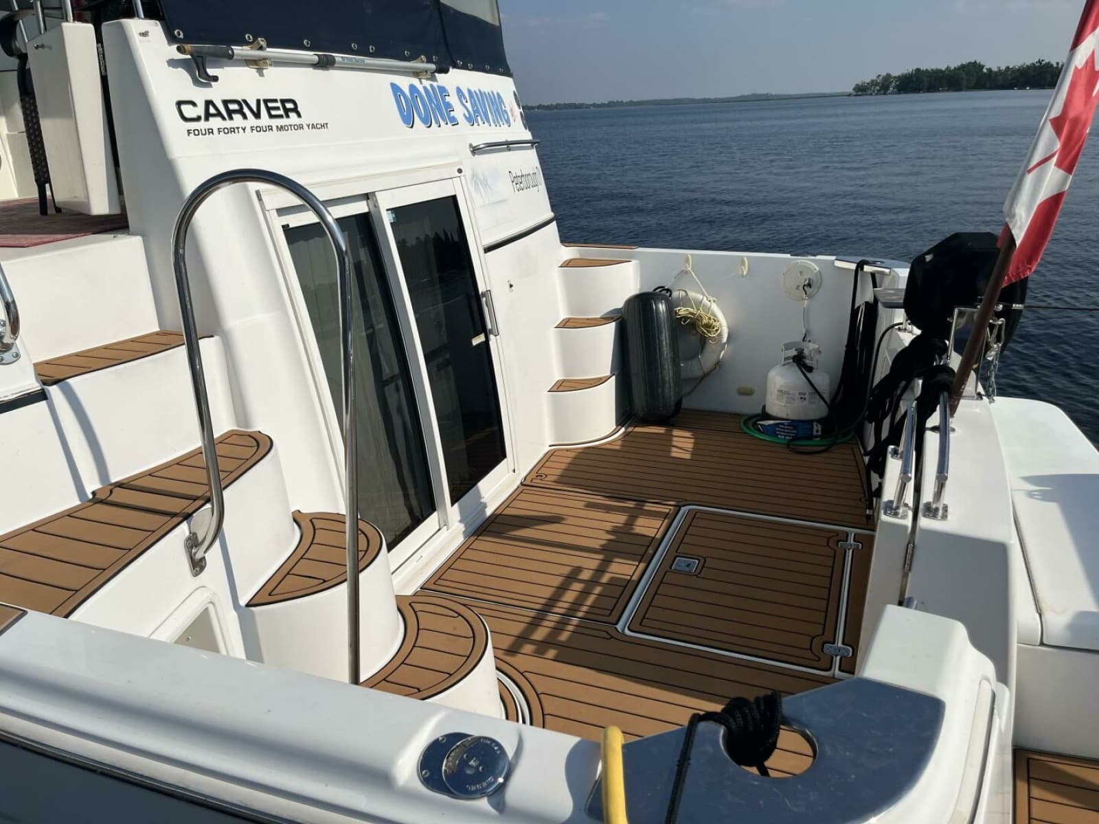 2003 Carver 444 Cockpit Motor Yacht - Photo 10