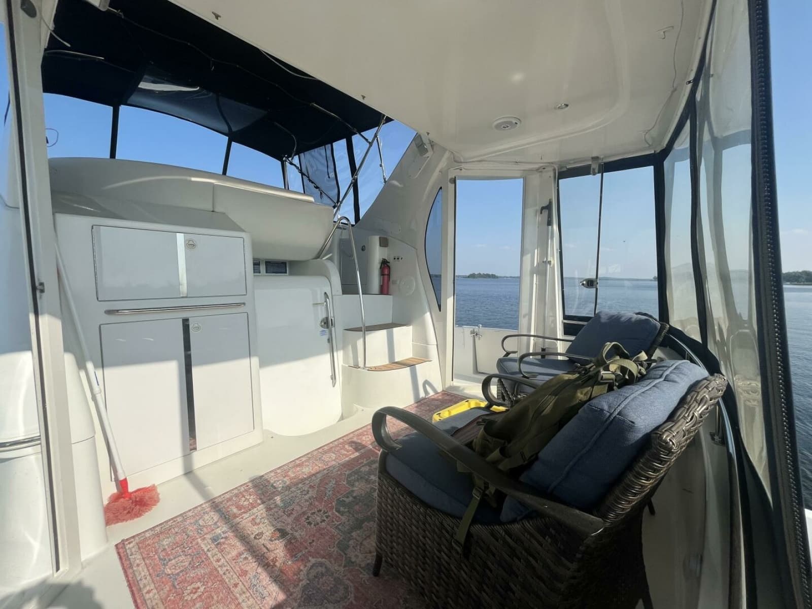 2003 Carver 444 Cockpit Motor Yacht - Photo 15