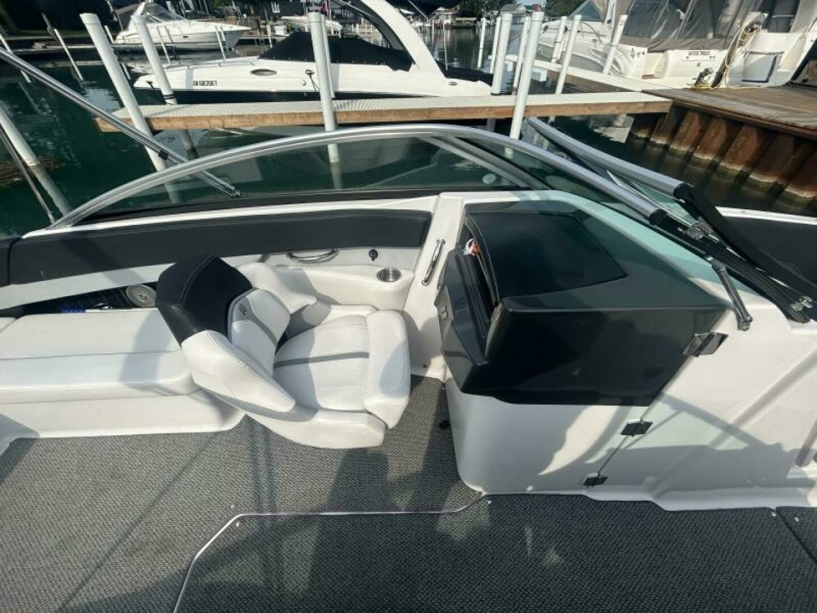 2013 Four Winns H260 - Photo 24