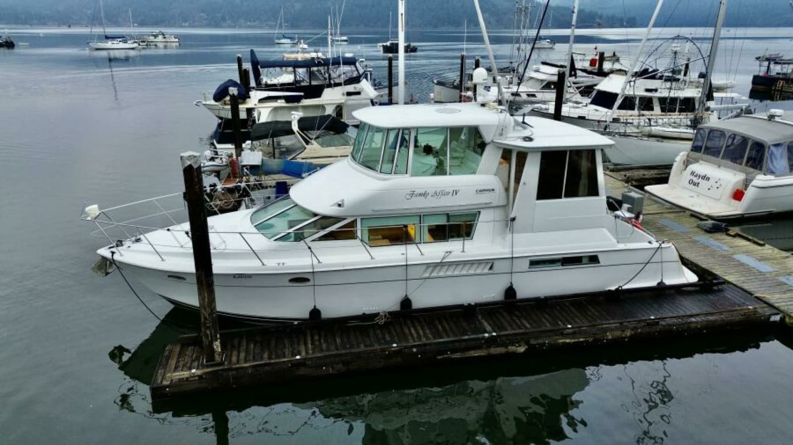1997 Carver 500 Cockpit Motor Yacht - Photo 8