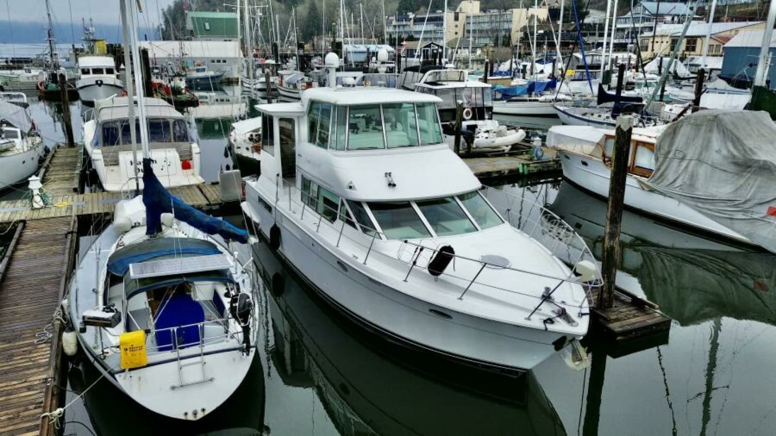 1997 Carver 500 Cockpit Motor Yacht - Photo 5