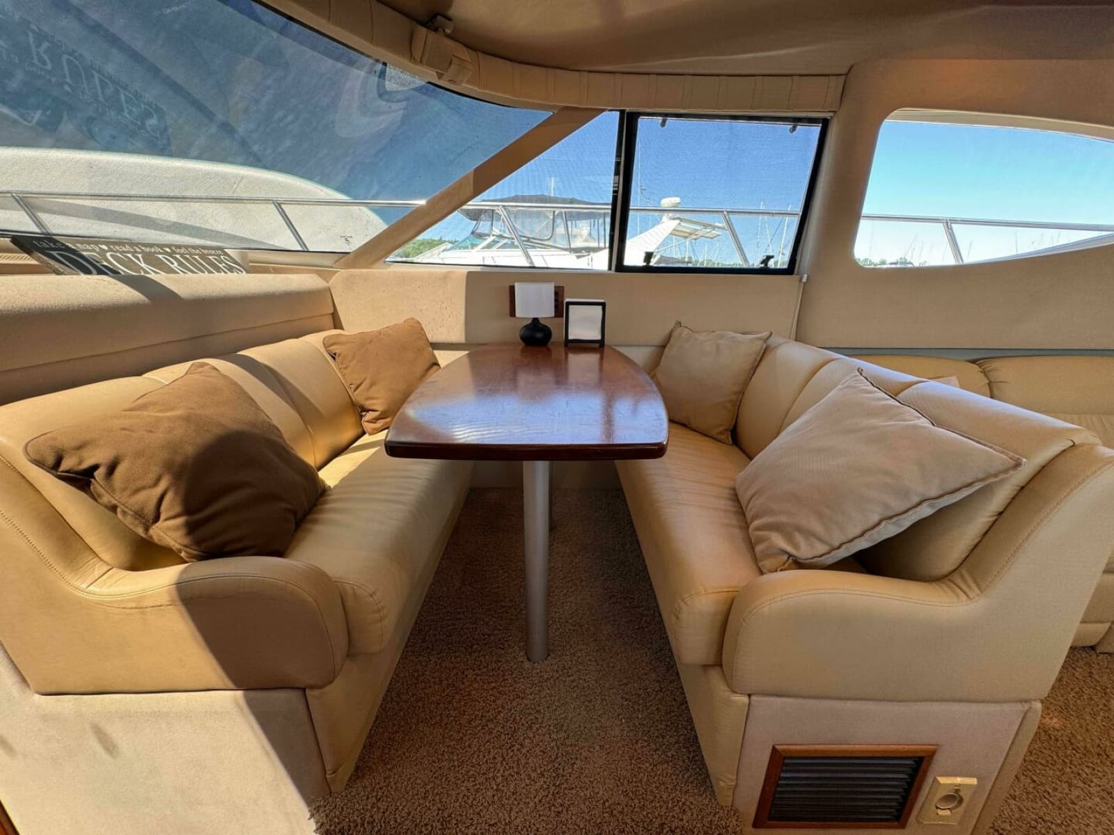 2002 Cruisers Yachts 4450 Express Motor Yacht - Photo 30
