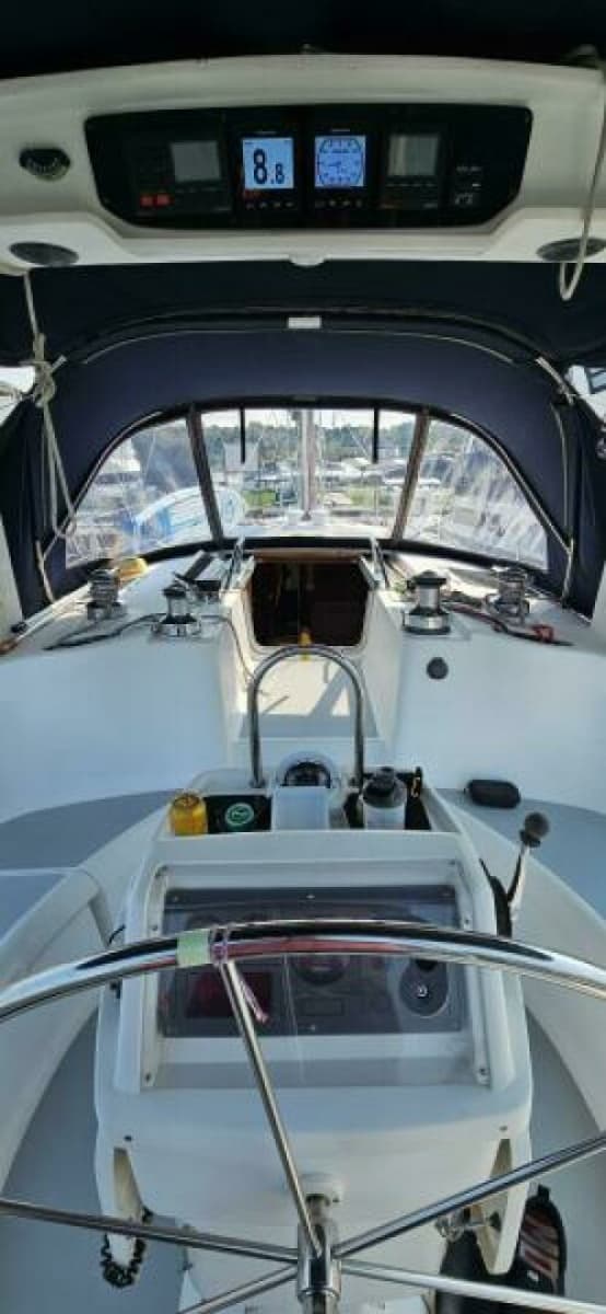 1995 Hunter 430 - Photo 17