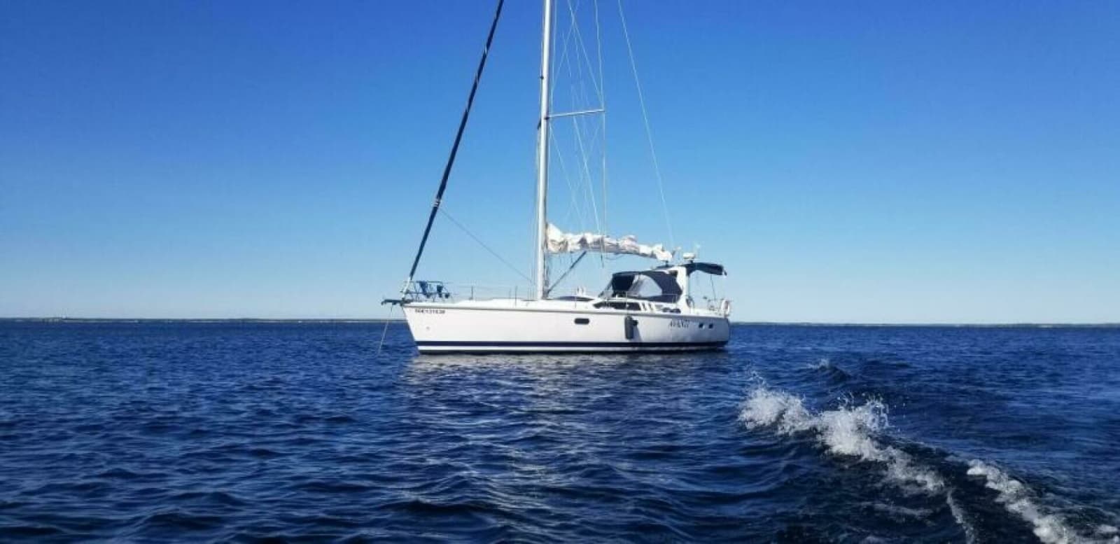 1995 Hunter 430 - Photo 1
