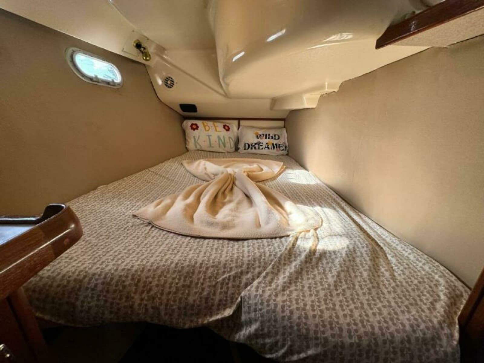 1995 Hunter 430 - Photo 59