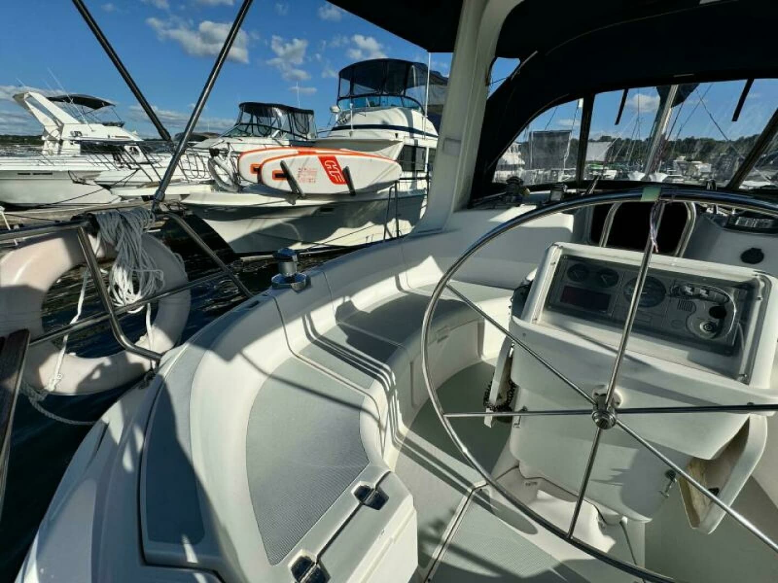 1995 Hunter 430 - Photo 12