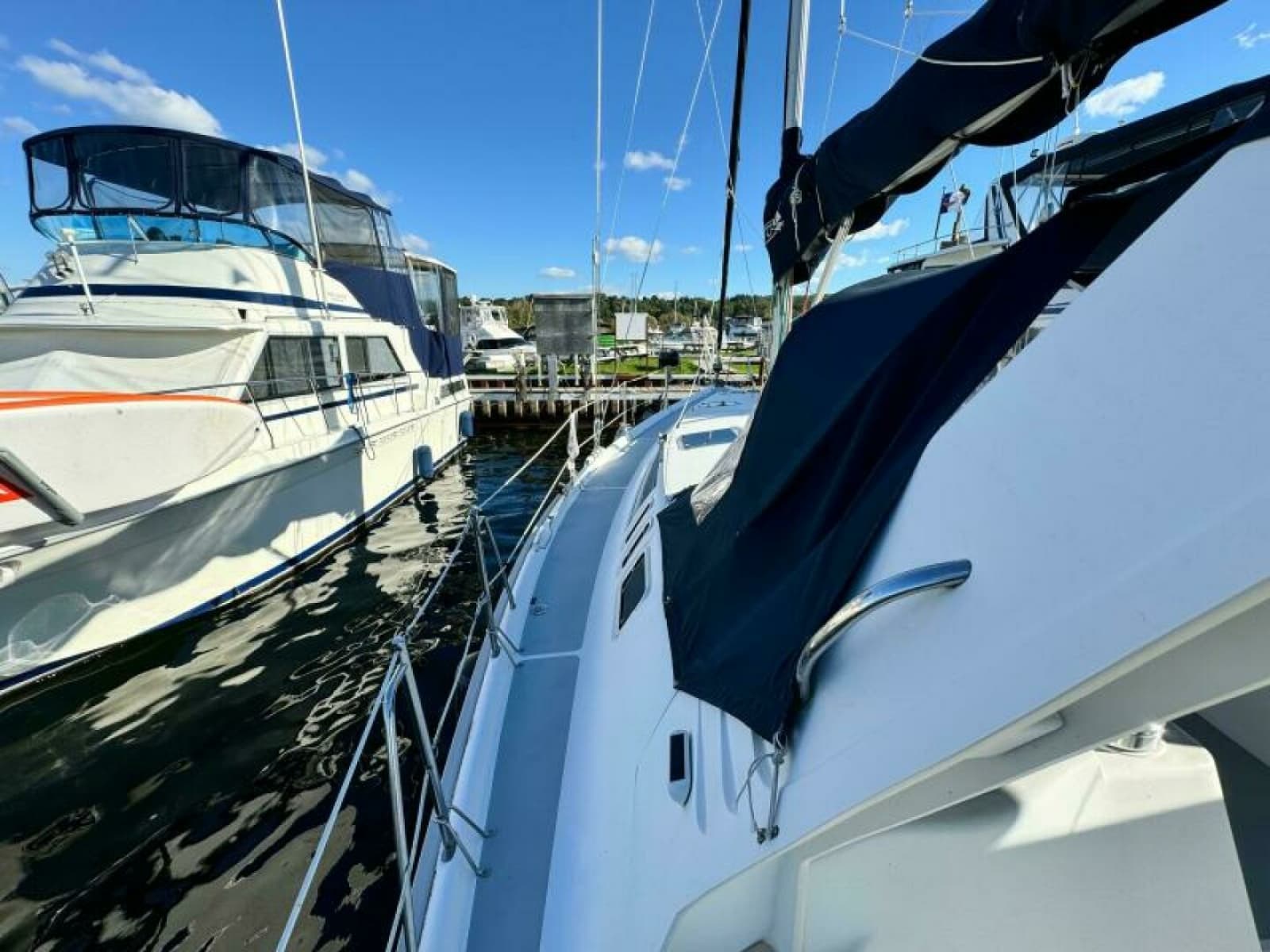 1995 Hunter 430 - Photo 22