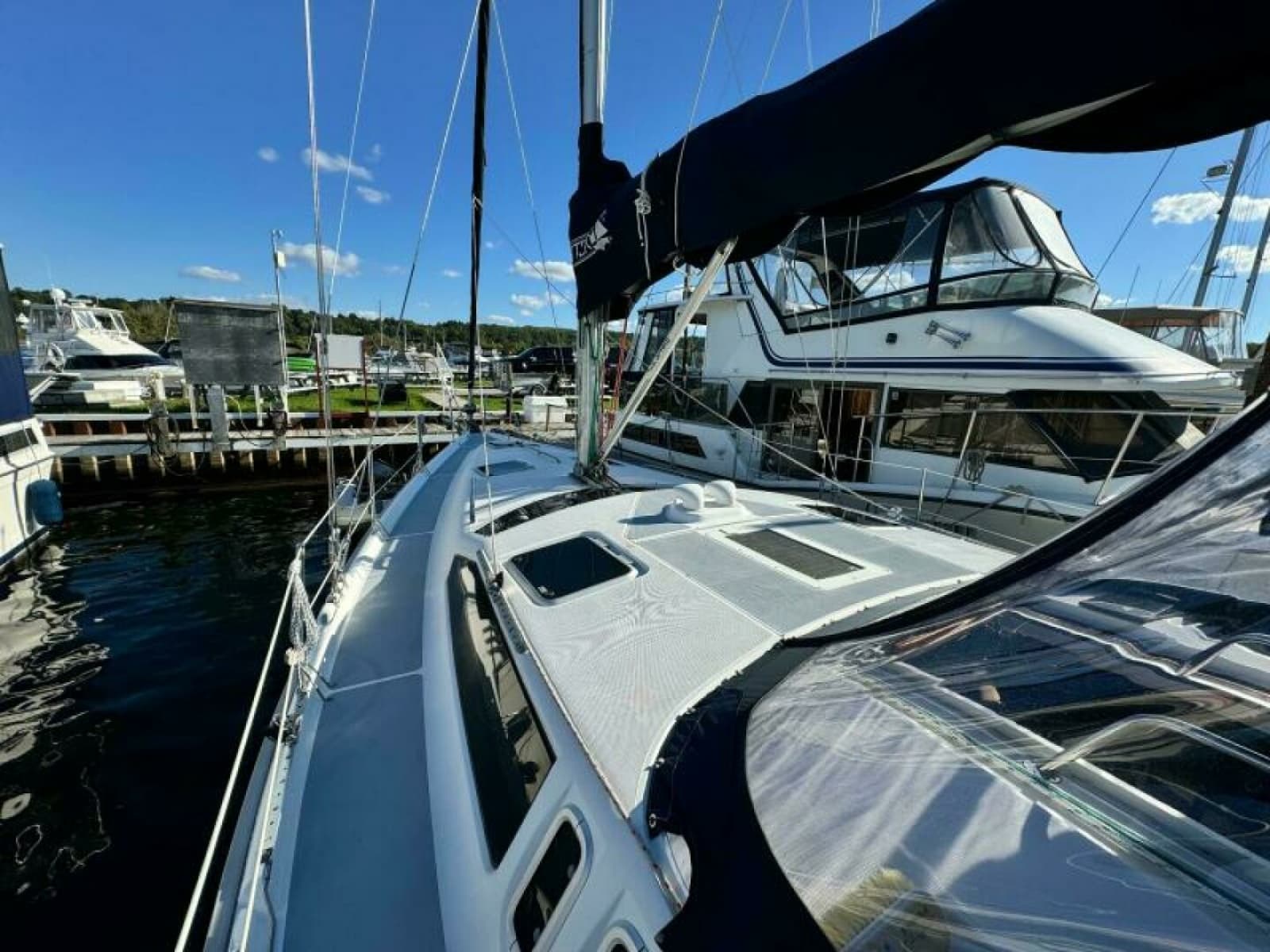 1995 Hunter 430 - Photo 23