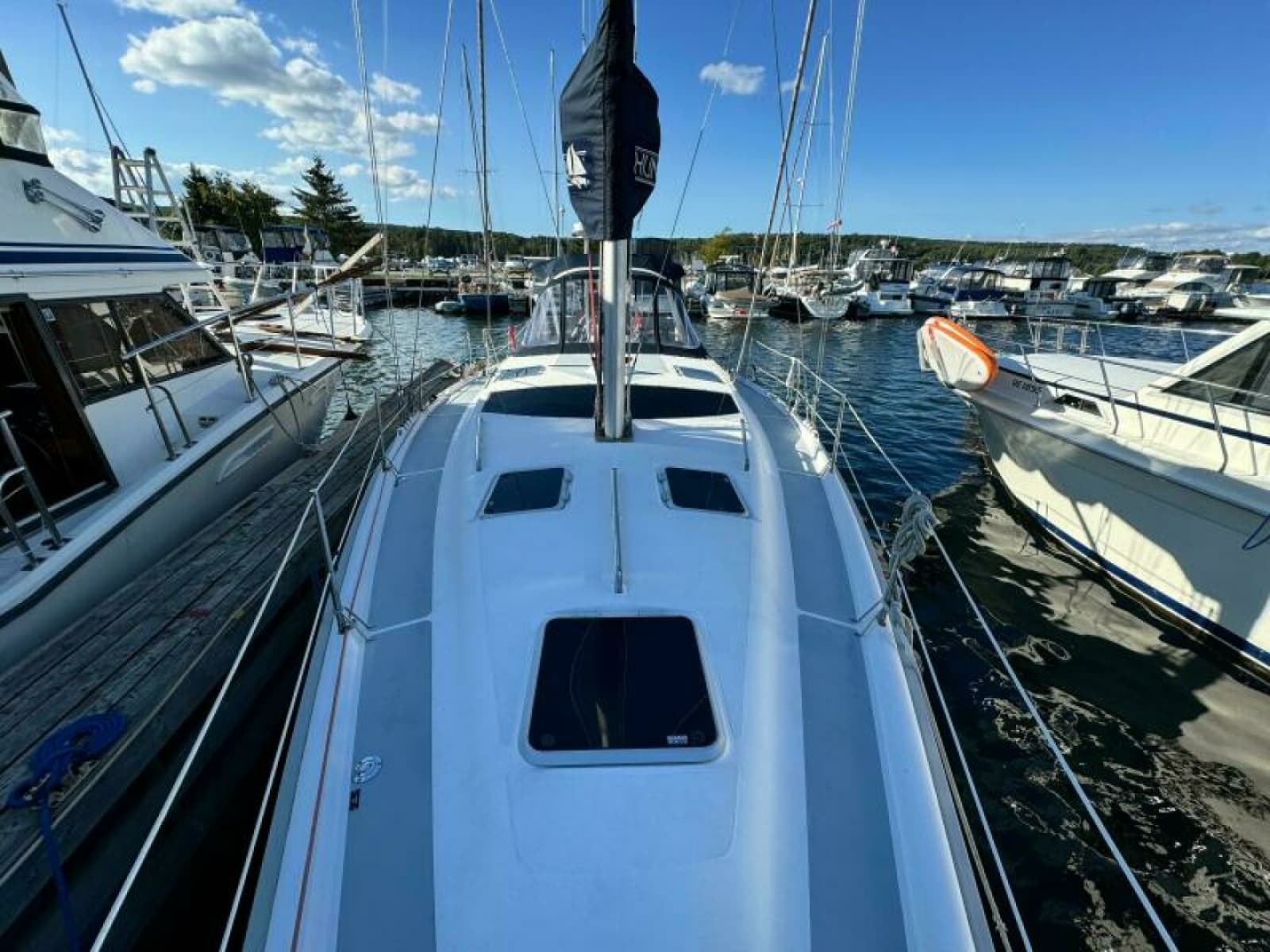 1995 Hunter 430 - Photo 24