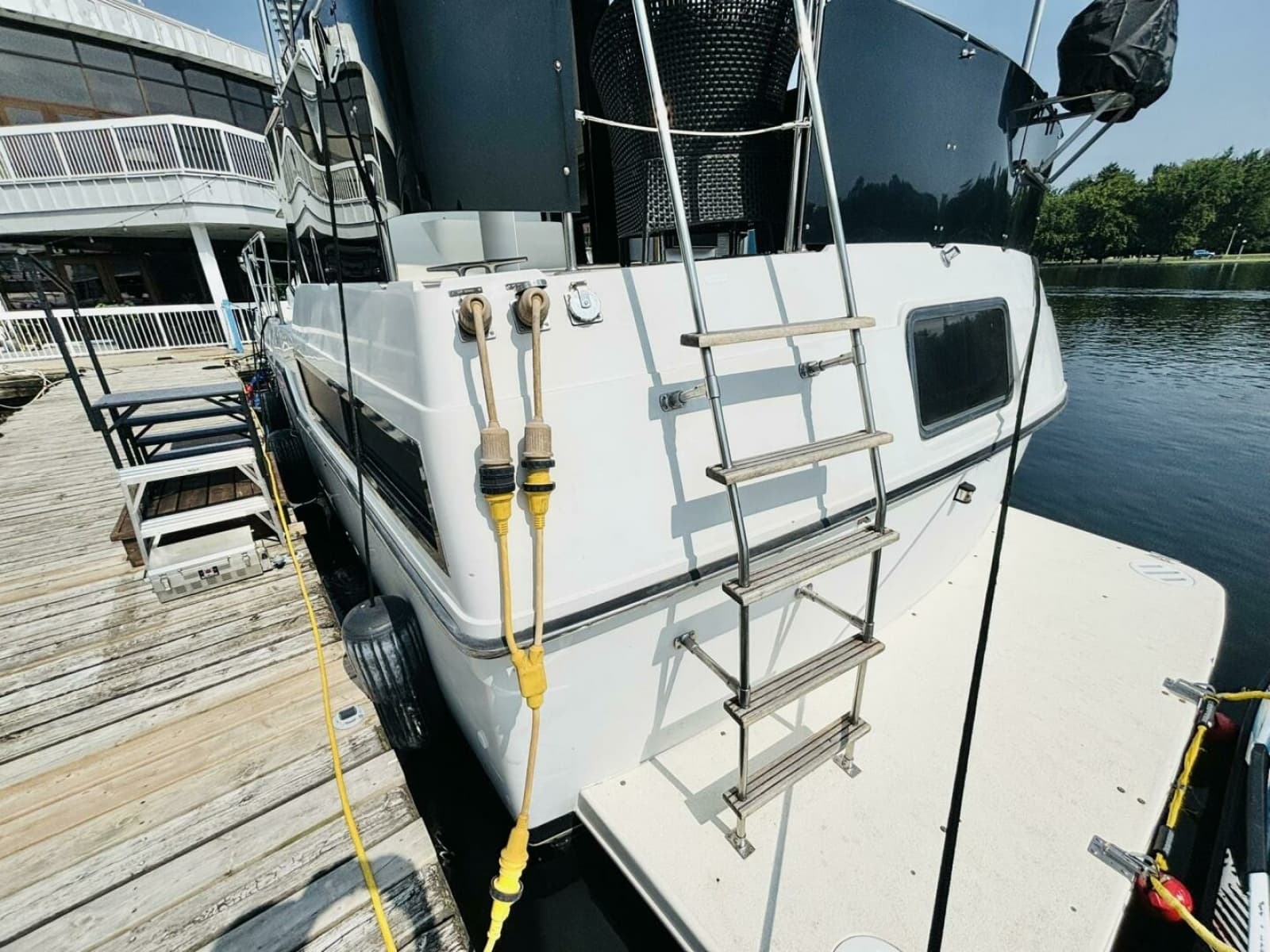 1988 Carver 3807 AFT CABIN - Photo 6
