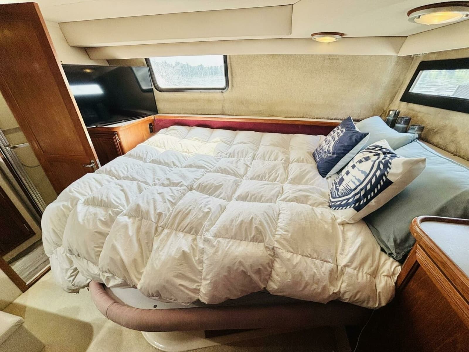 1988 Carver 3807 AFT CABIN - Photo 39
