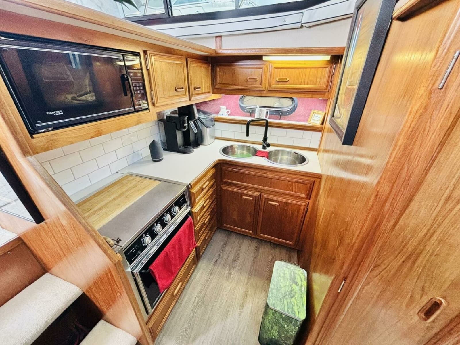 1988 Carver 3807 AFT CABIN - Photo 28