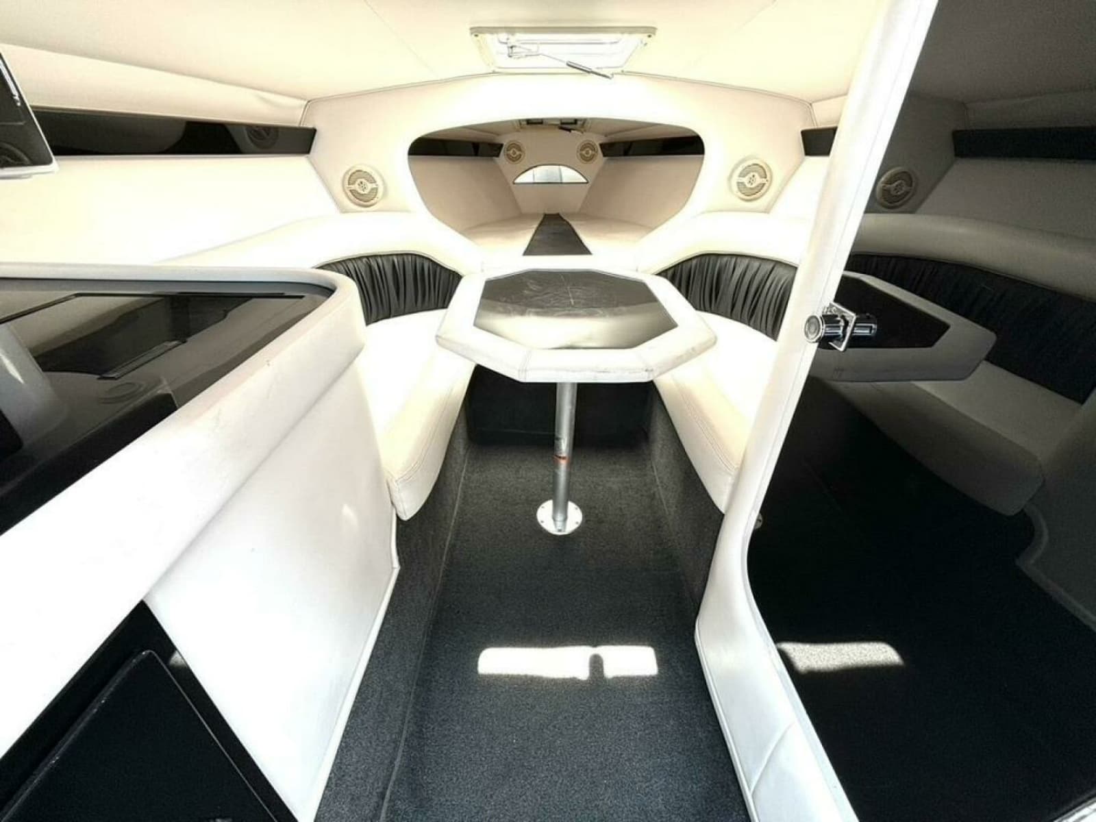 2005 Donzi 33ZX - Photo 30