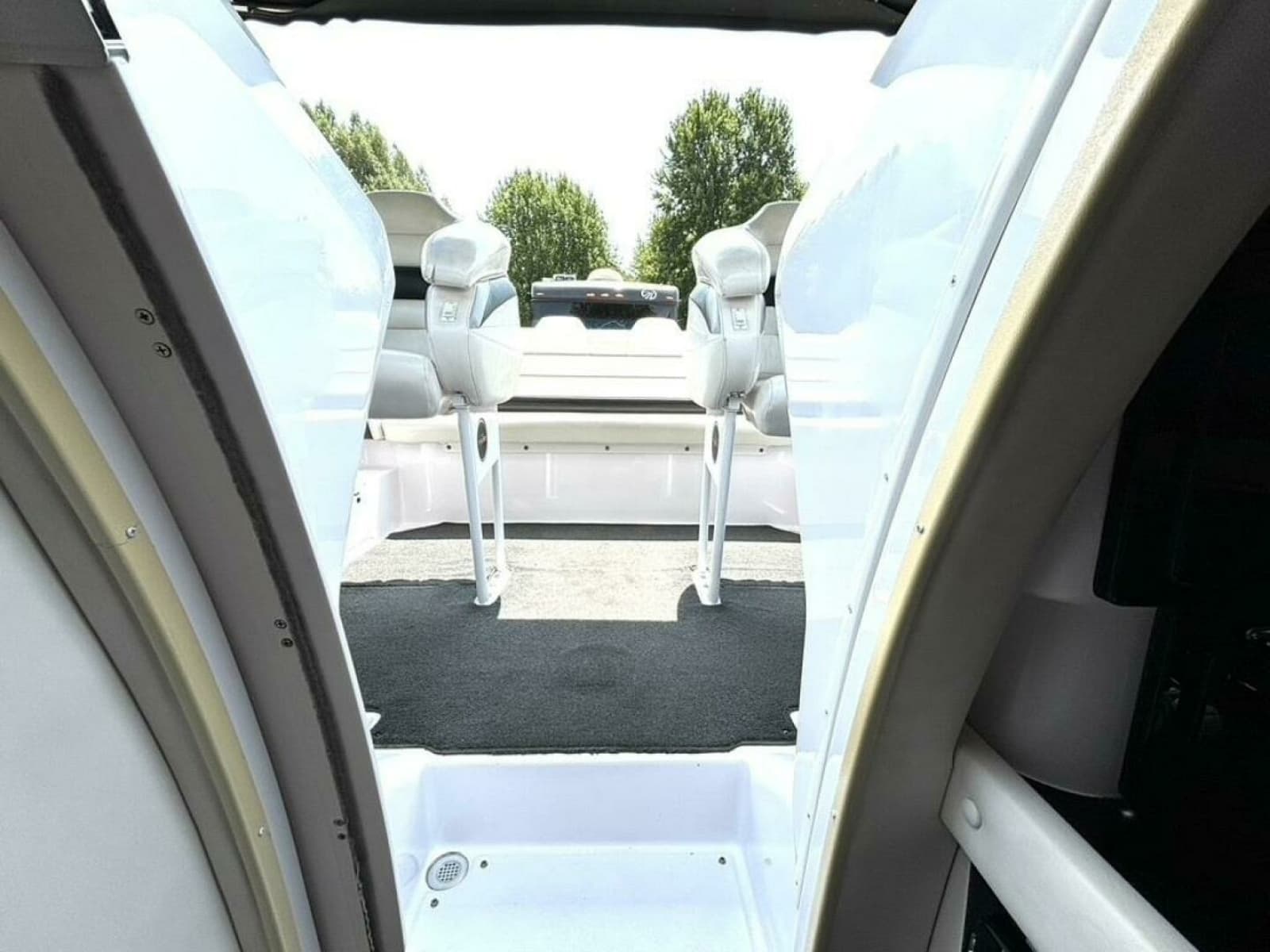 2005 Donzi 33ZX - Photo 38