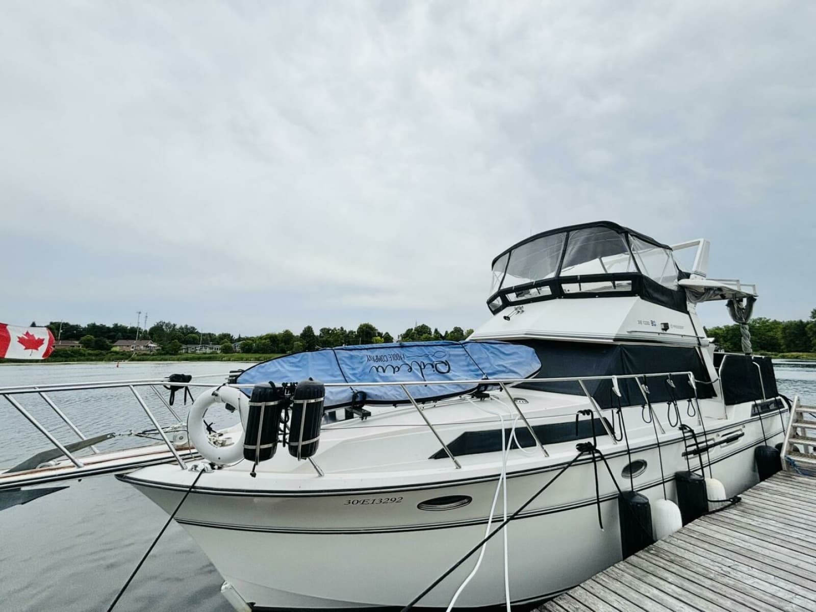 1987 President 35 AFT CABIN - Photo 4
