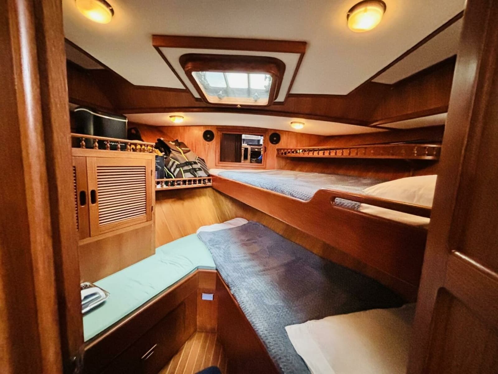 1987 President 35 AFT CABIN - Photo 21