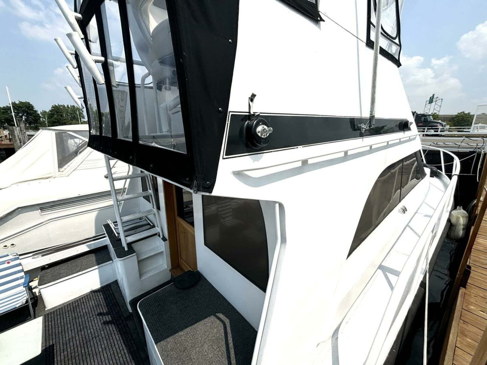 1987 Davidson 48 Sportfish - Photo 13