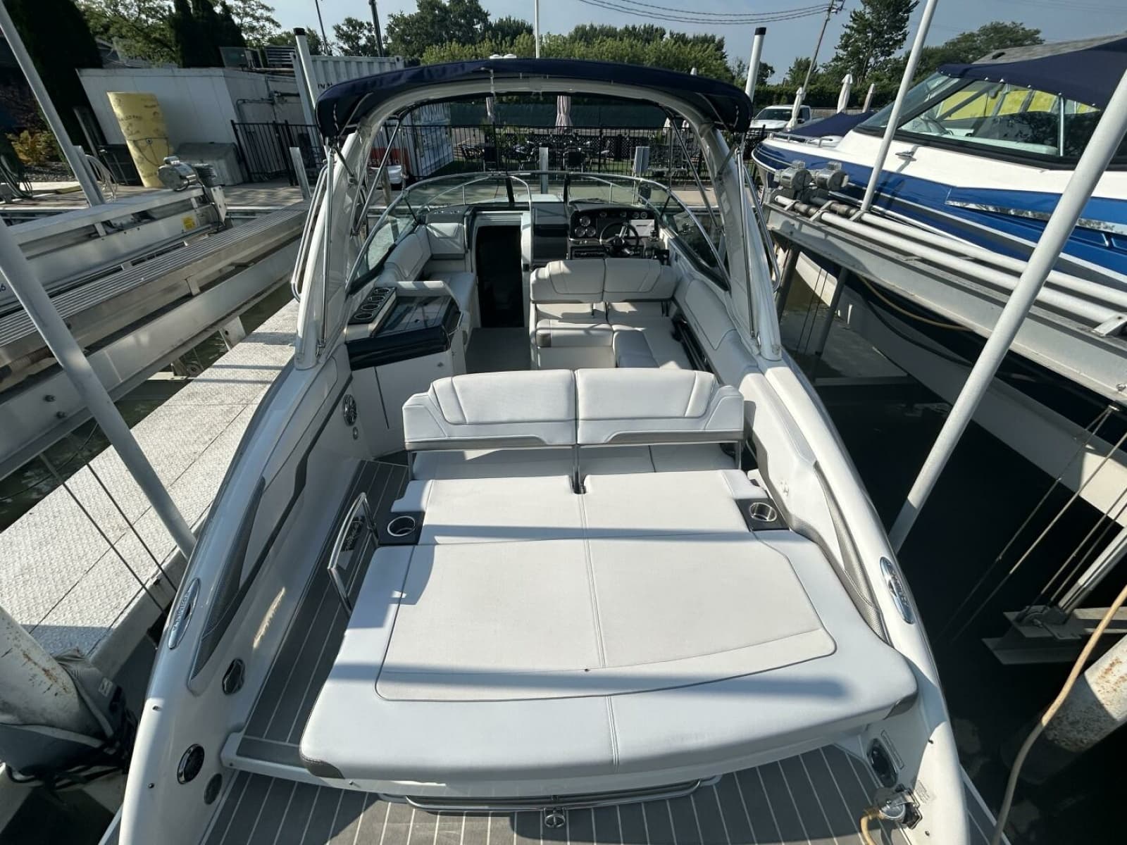 2020 Formula 310SS - Photo 13