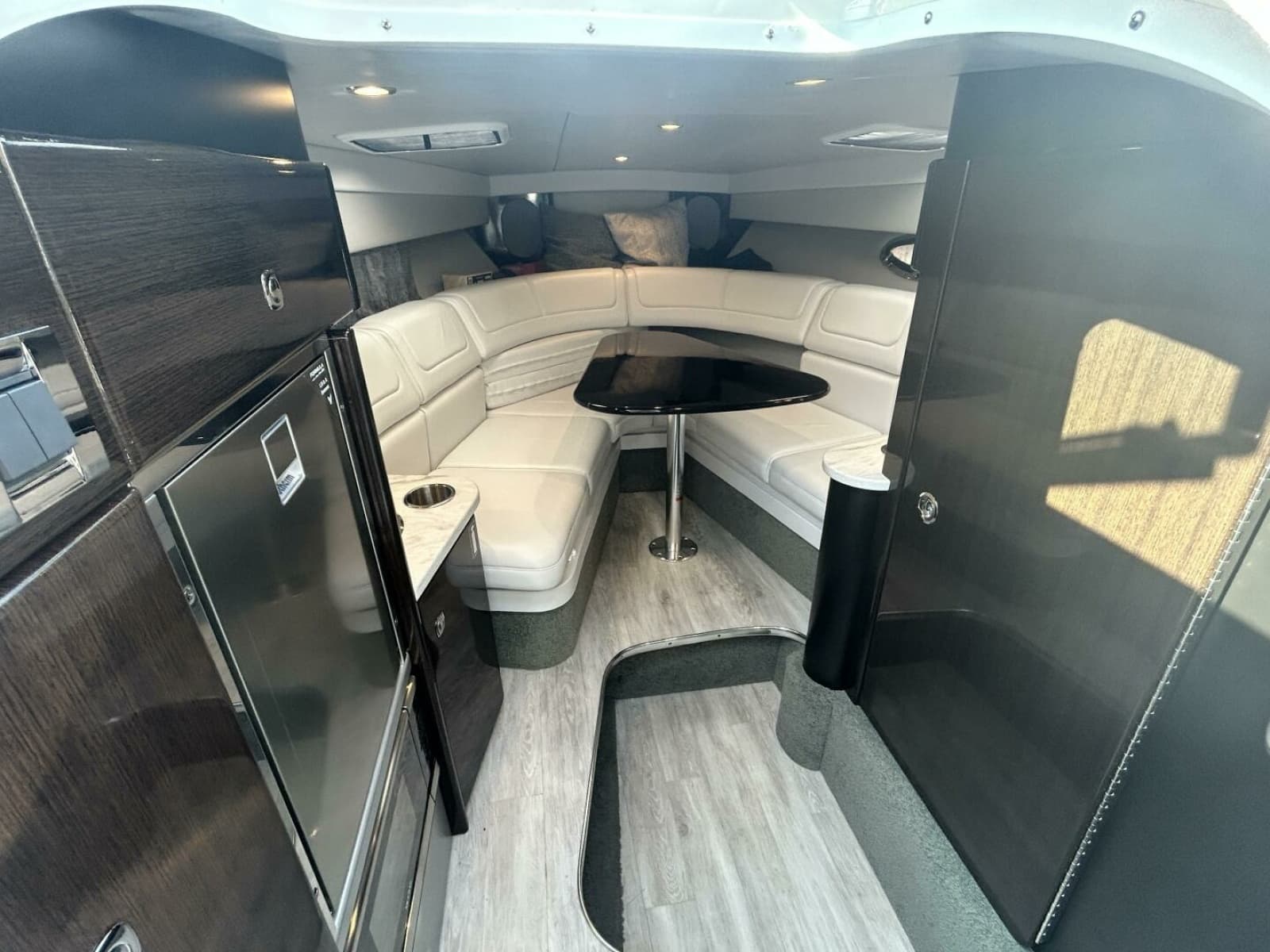 2020 Formula 310SS - Photo 48
