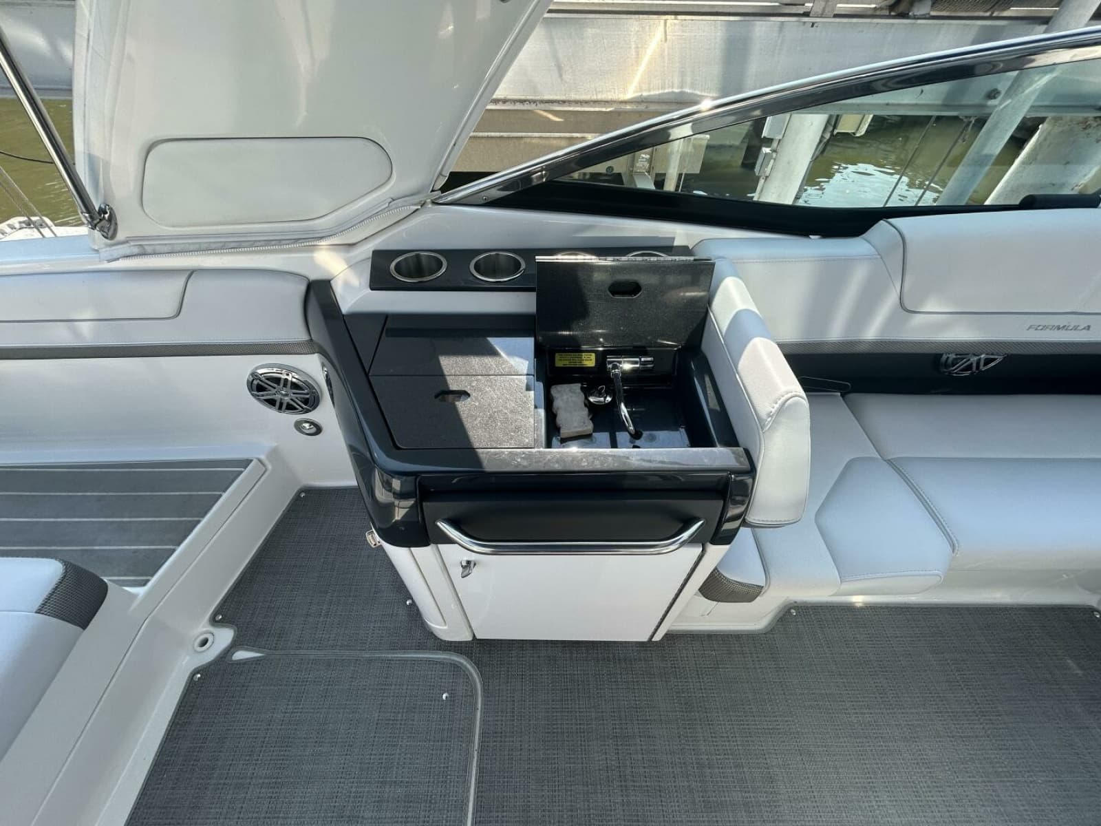 2020 Formula 310SS - Photo 25