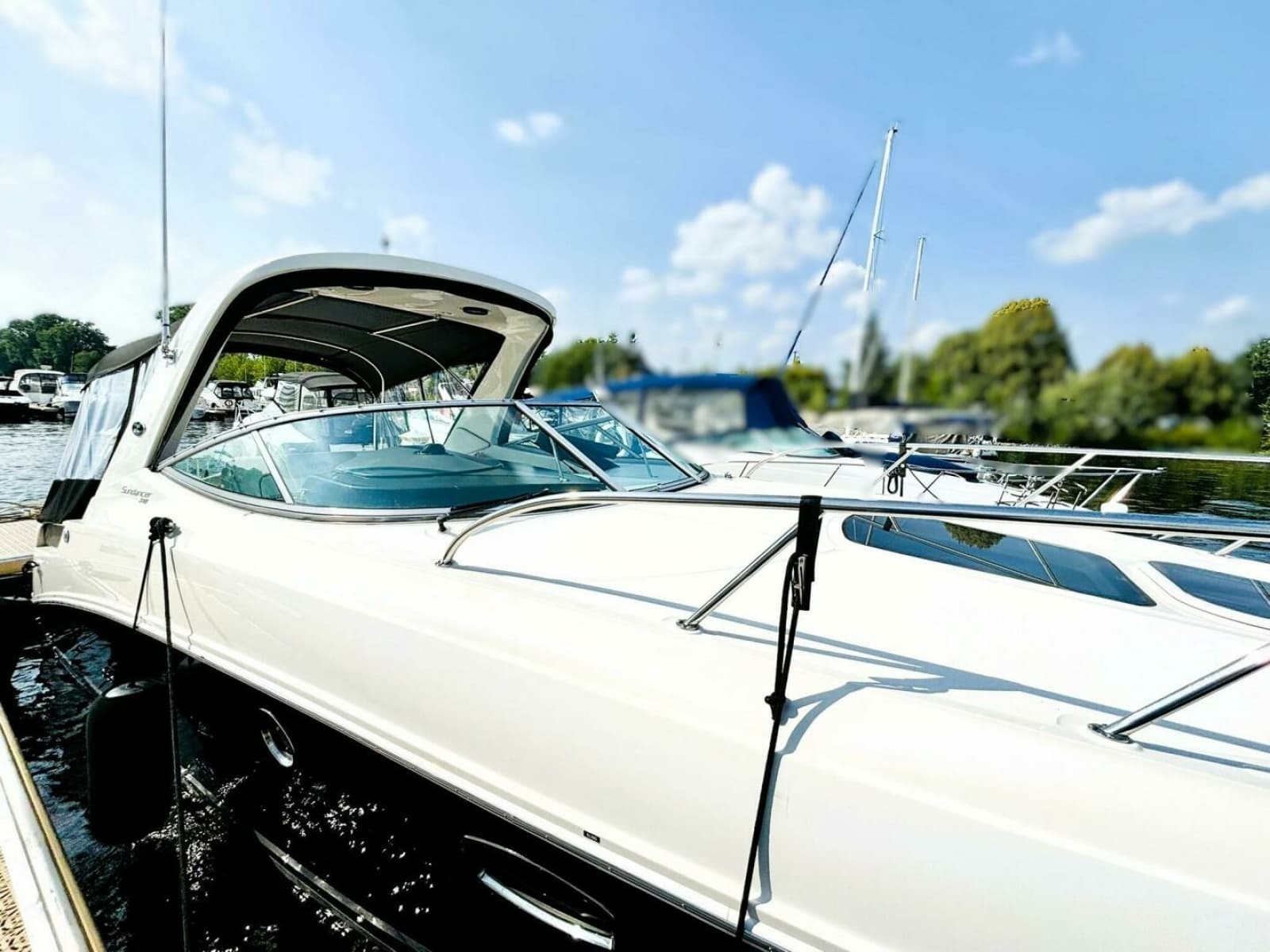 2010 Sea Ray 310 SUNDANCER - Photo 3