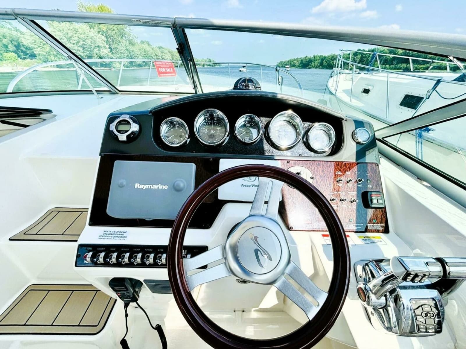 2010 Sea Ray 310 SUNDANCER - Photo 19