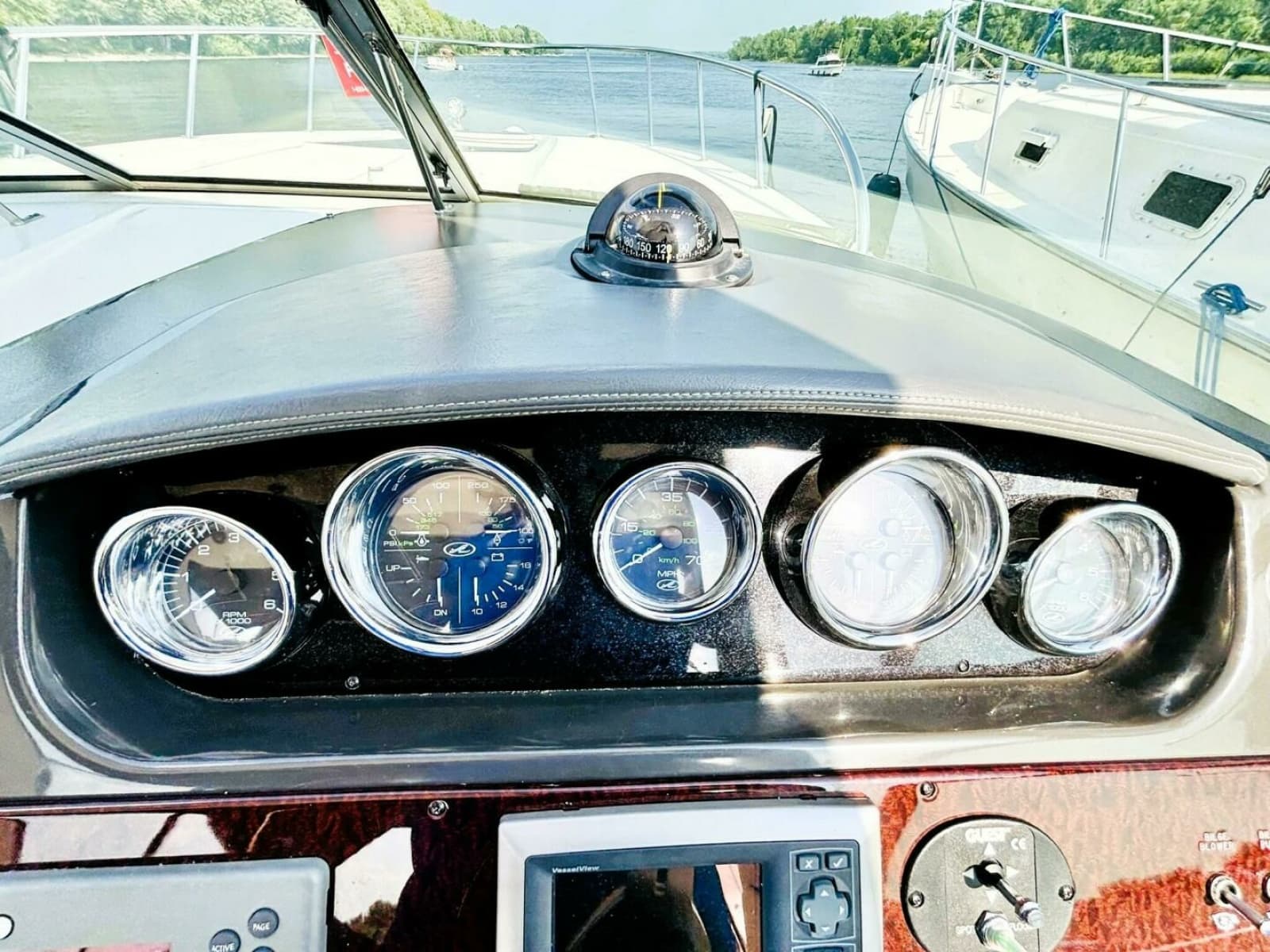 2010 Sea Ray 310 SUNDANCER - Photo 21