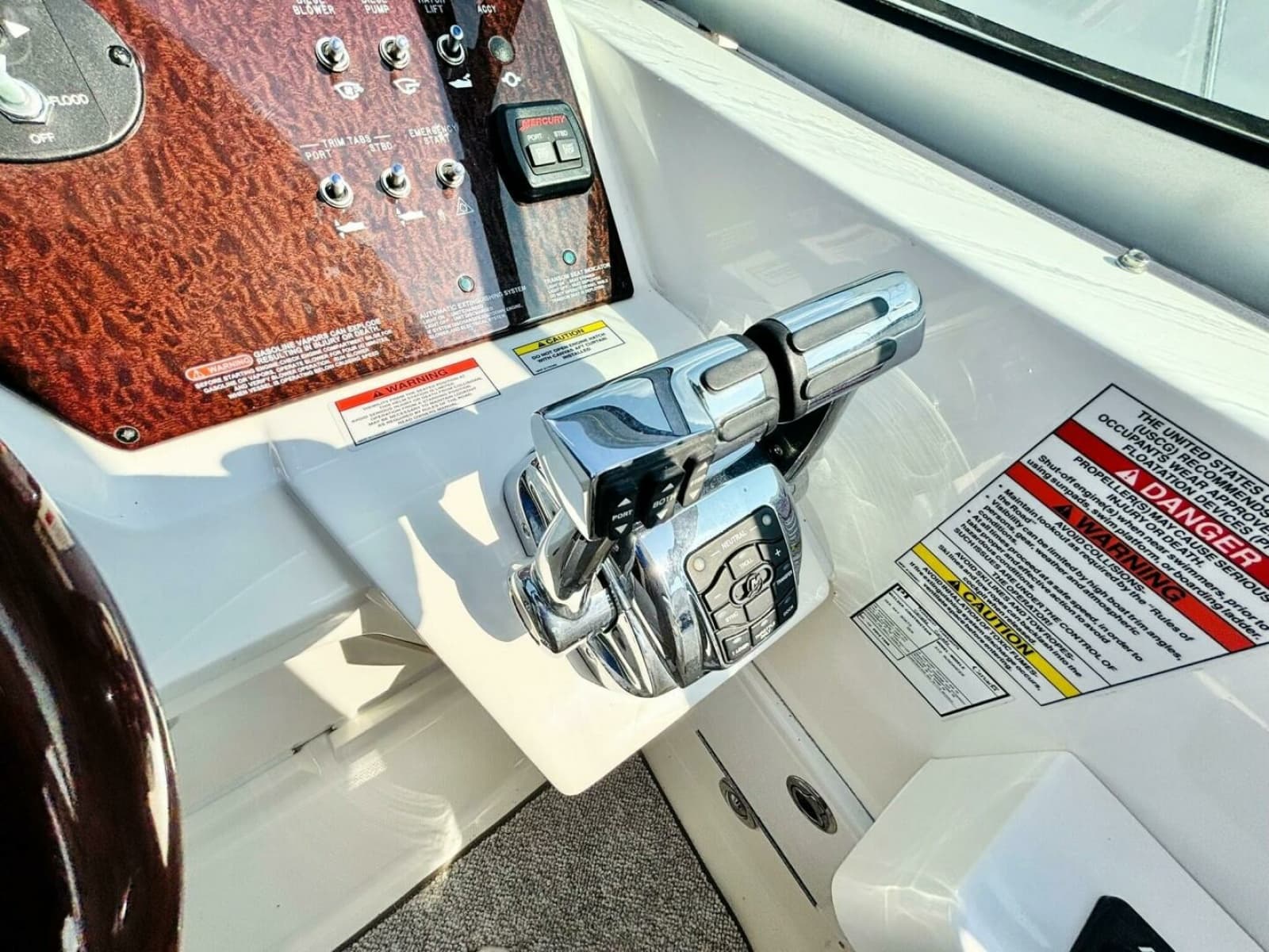 2010 Sea Ray 310 SUNDANCER - Photo 24