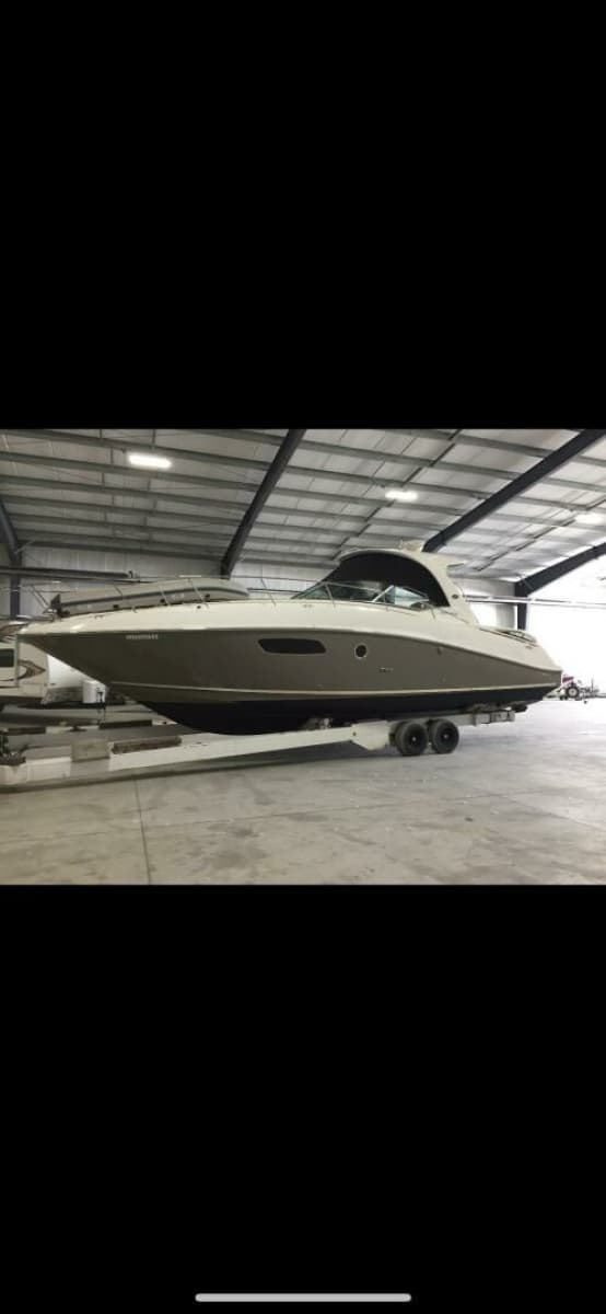 2010 Sea Ray 370 Sundancer - Photo 2
