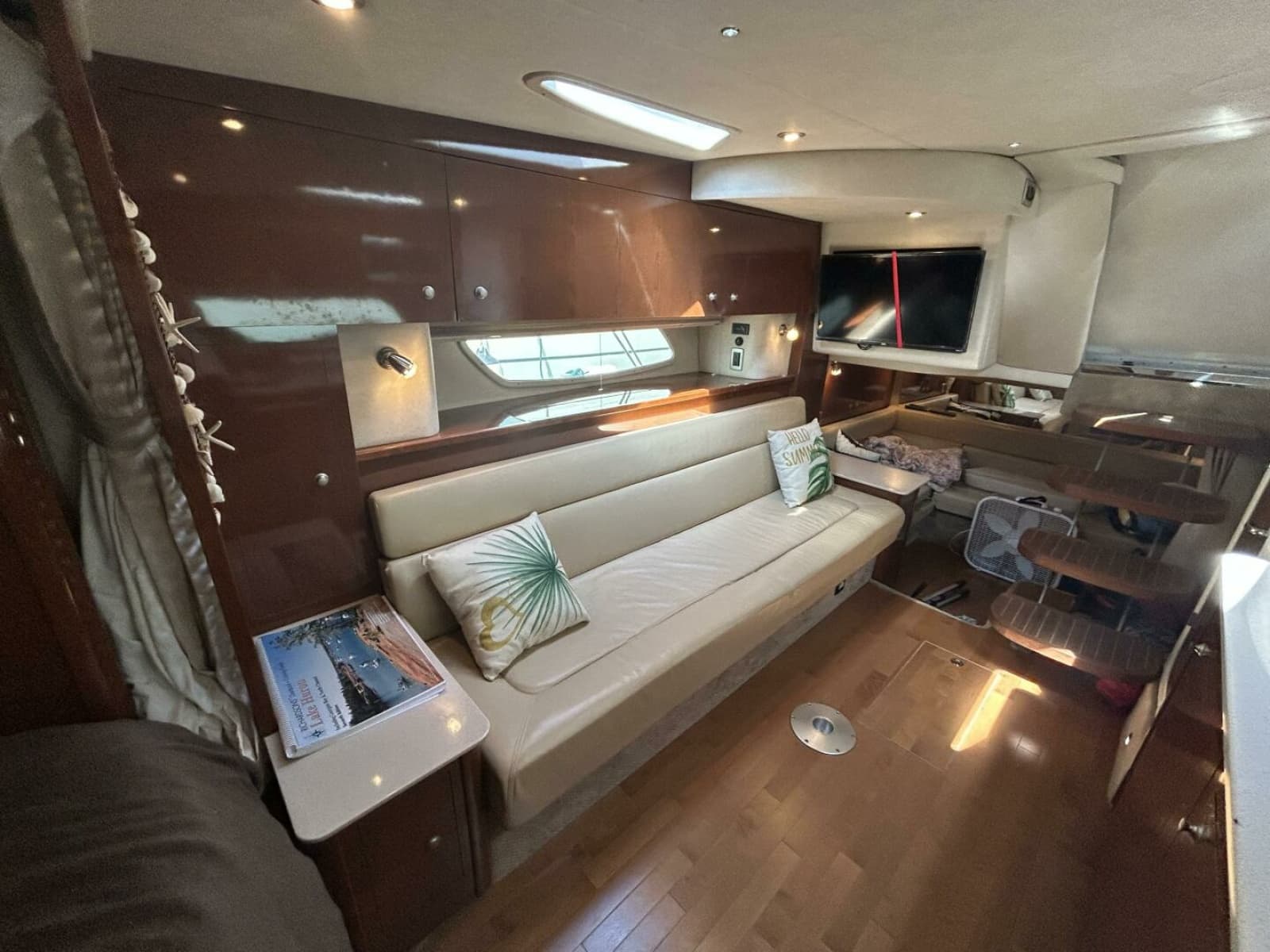 2010 Sea Ray 370 Sundancer - Photo 39