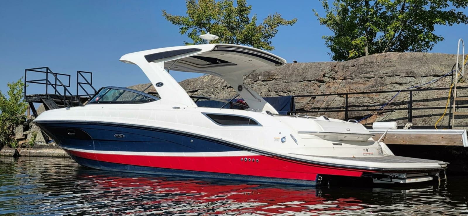 2019 Sea Ray 350 SLX - Photo 5