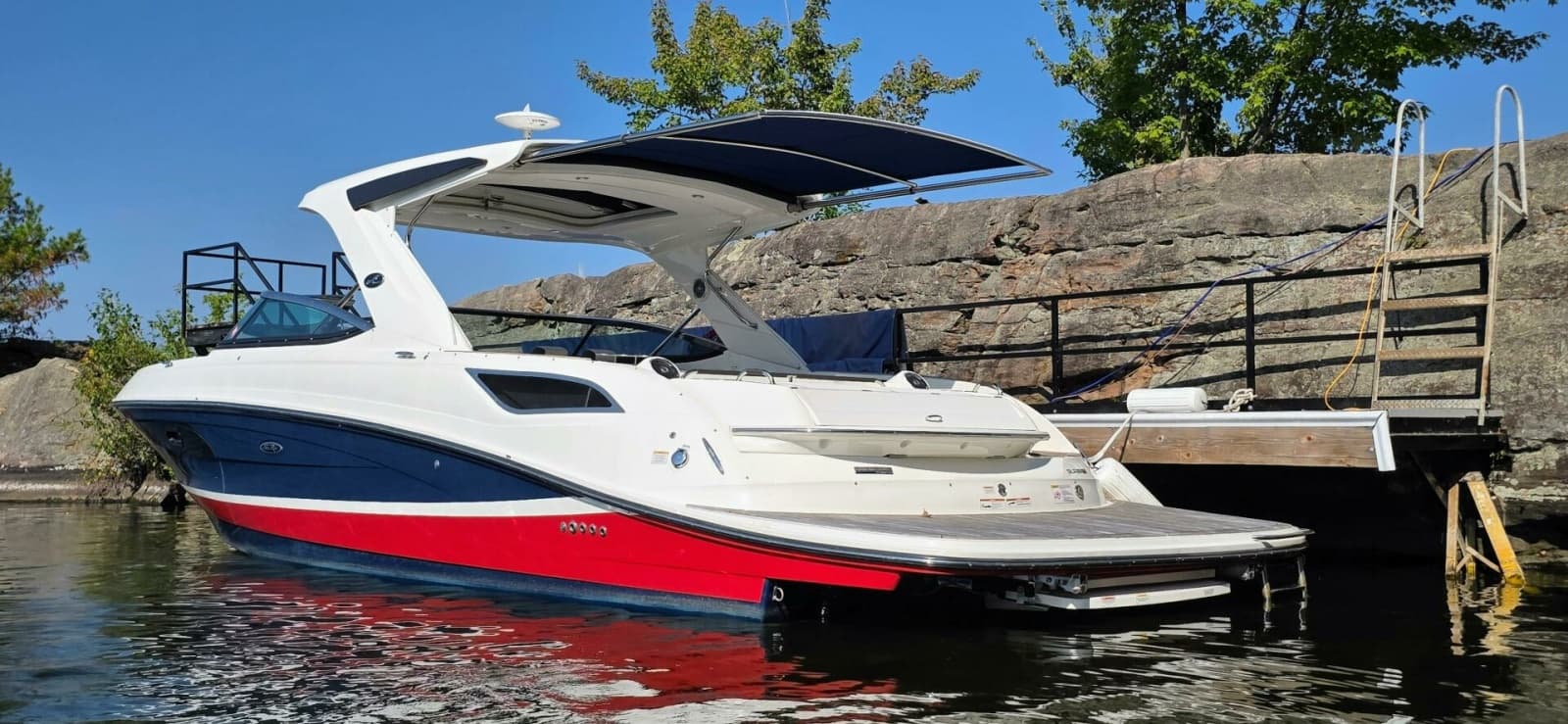 2019 Sea Ray 350 SLX - Photo 6