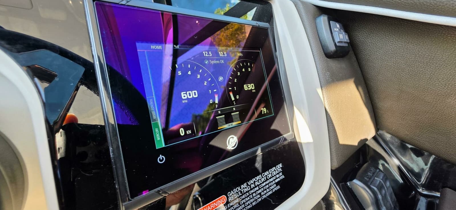 2019 Sea Ray 350 SLX - Photo 23