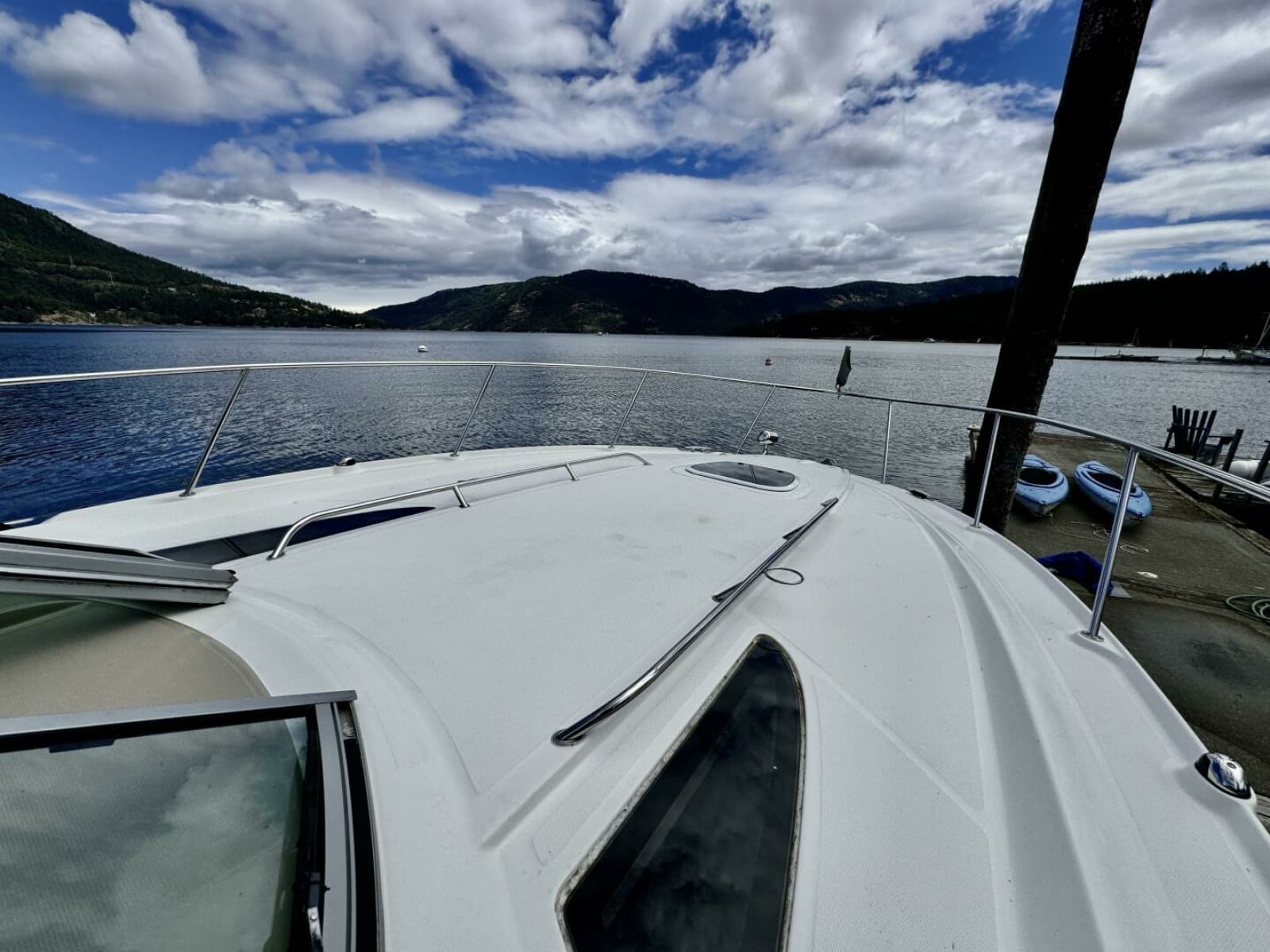 2008 Sea Ray 330 Sundancer - Photo 38