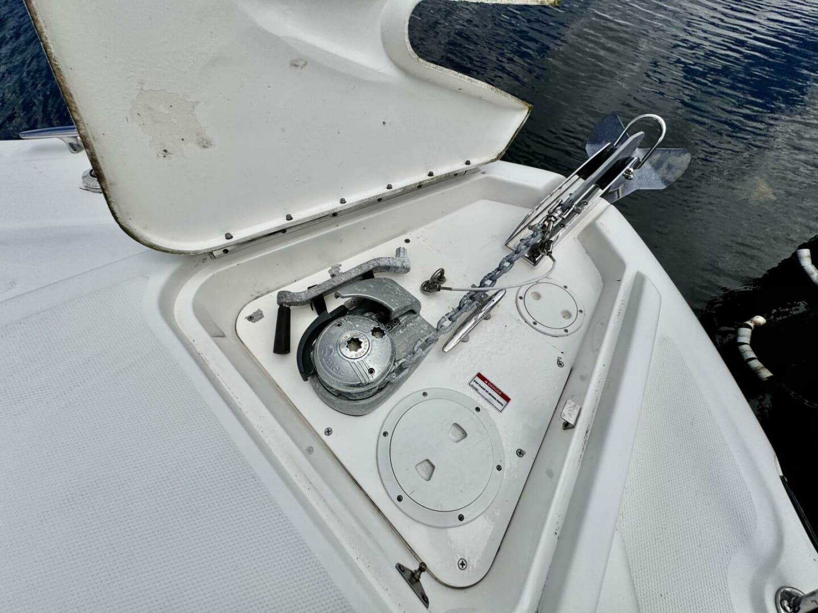 2008 Sea Ray 330 Sundancer - Photo 40