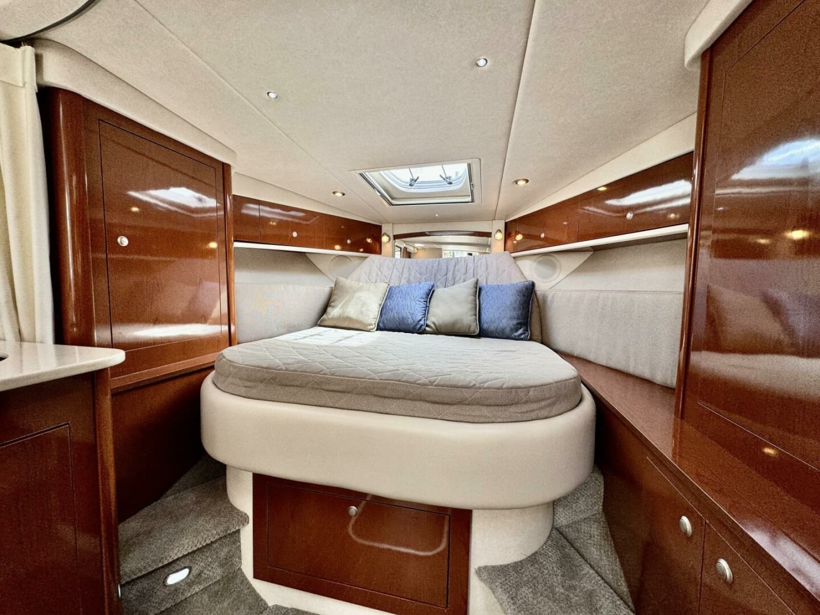 2008 Sea Ray 330 Sundancer - Photo 52