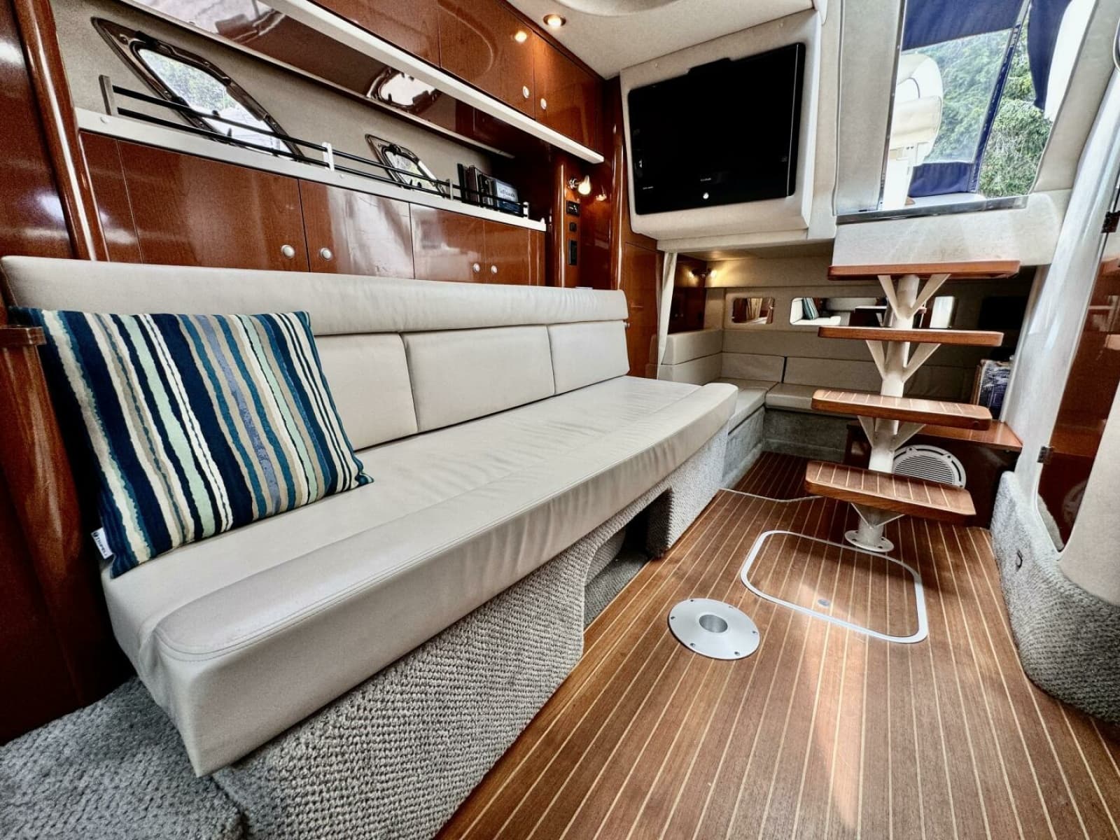 2008 Sea Ray 330 Sundancer - Photo 54