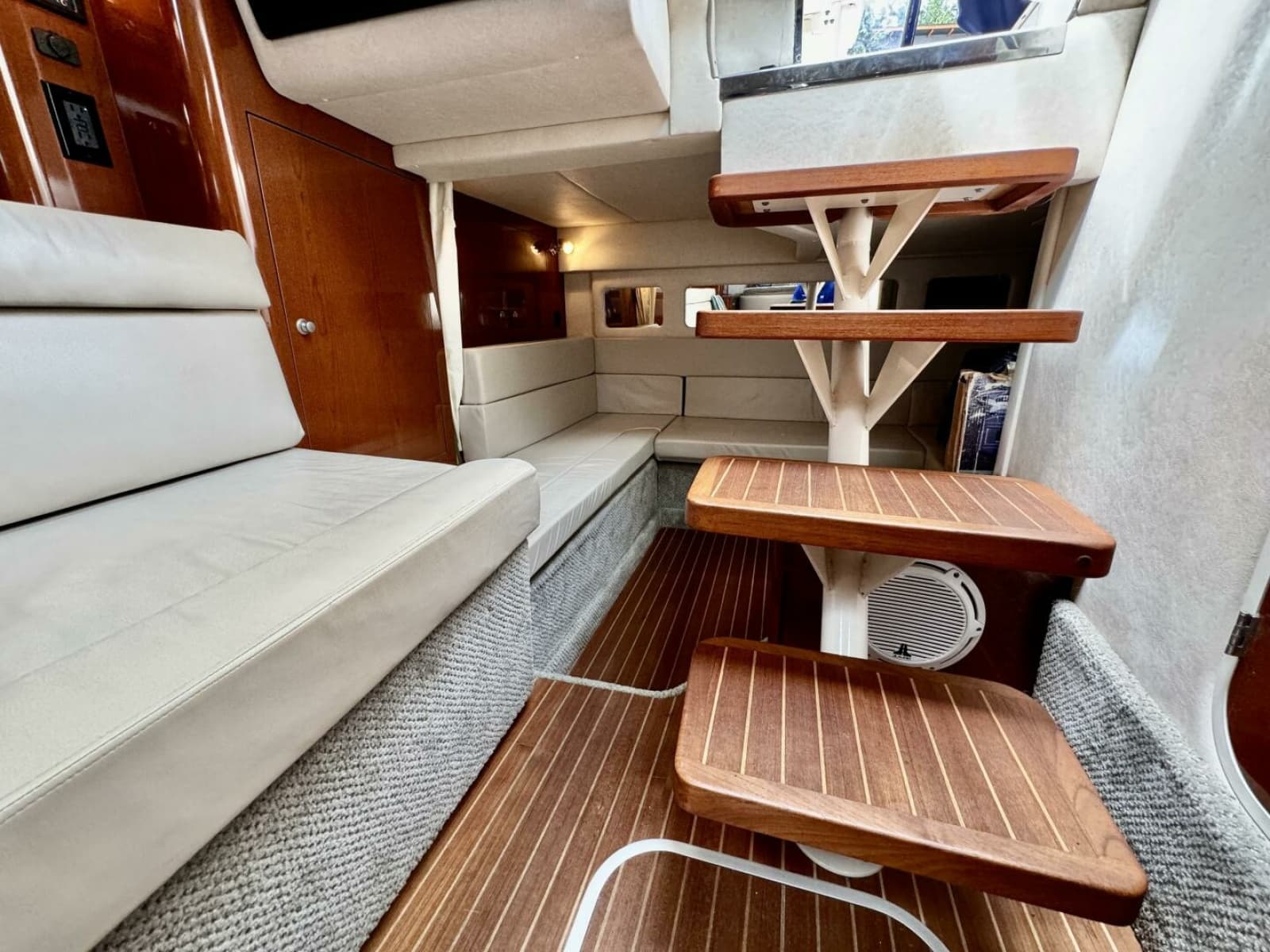 2008 Sea Ray 330 Sundancer - Photo 55