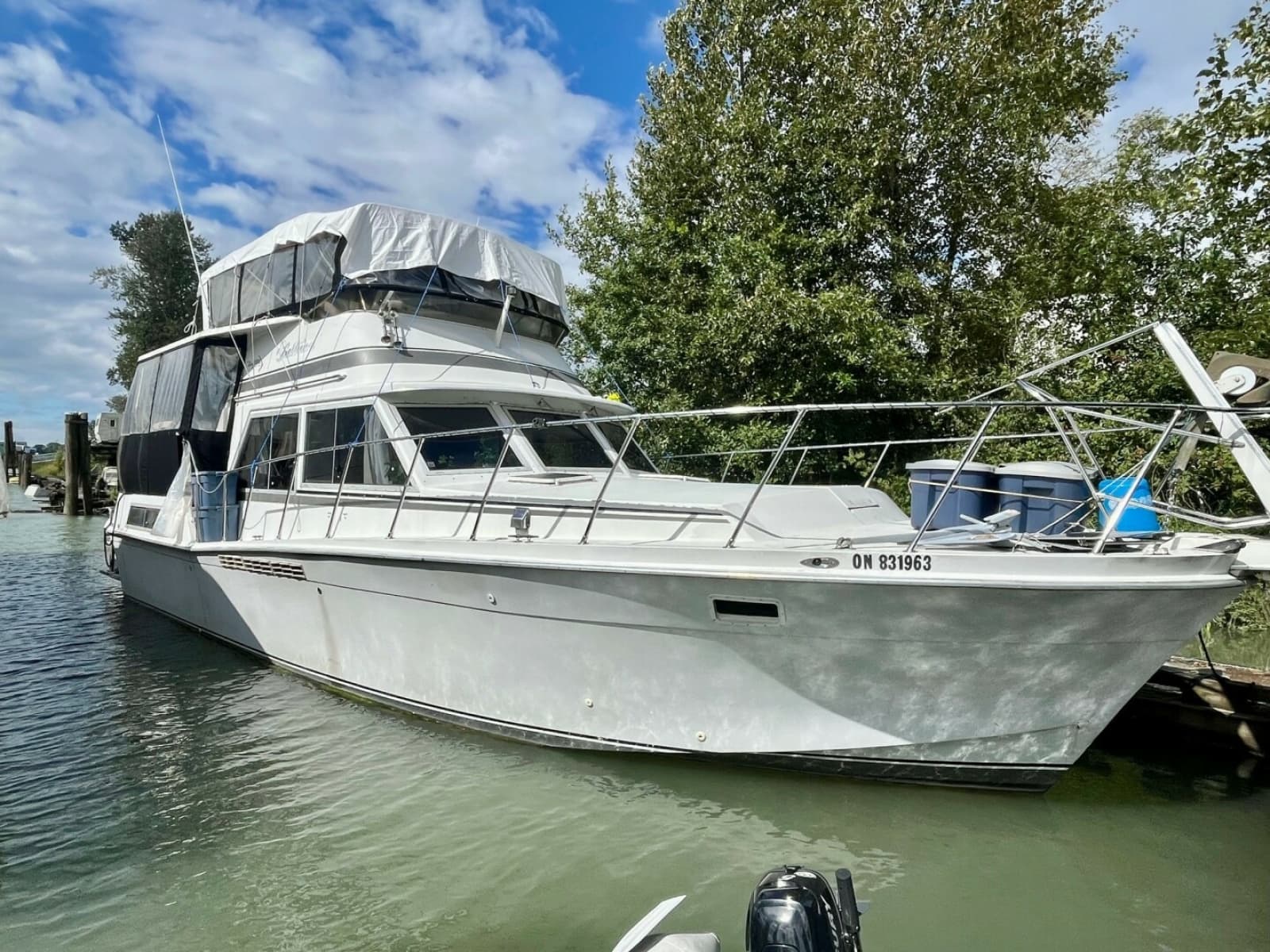 1983 Uniflite Double Cabin - Photo 1