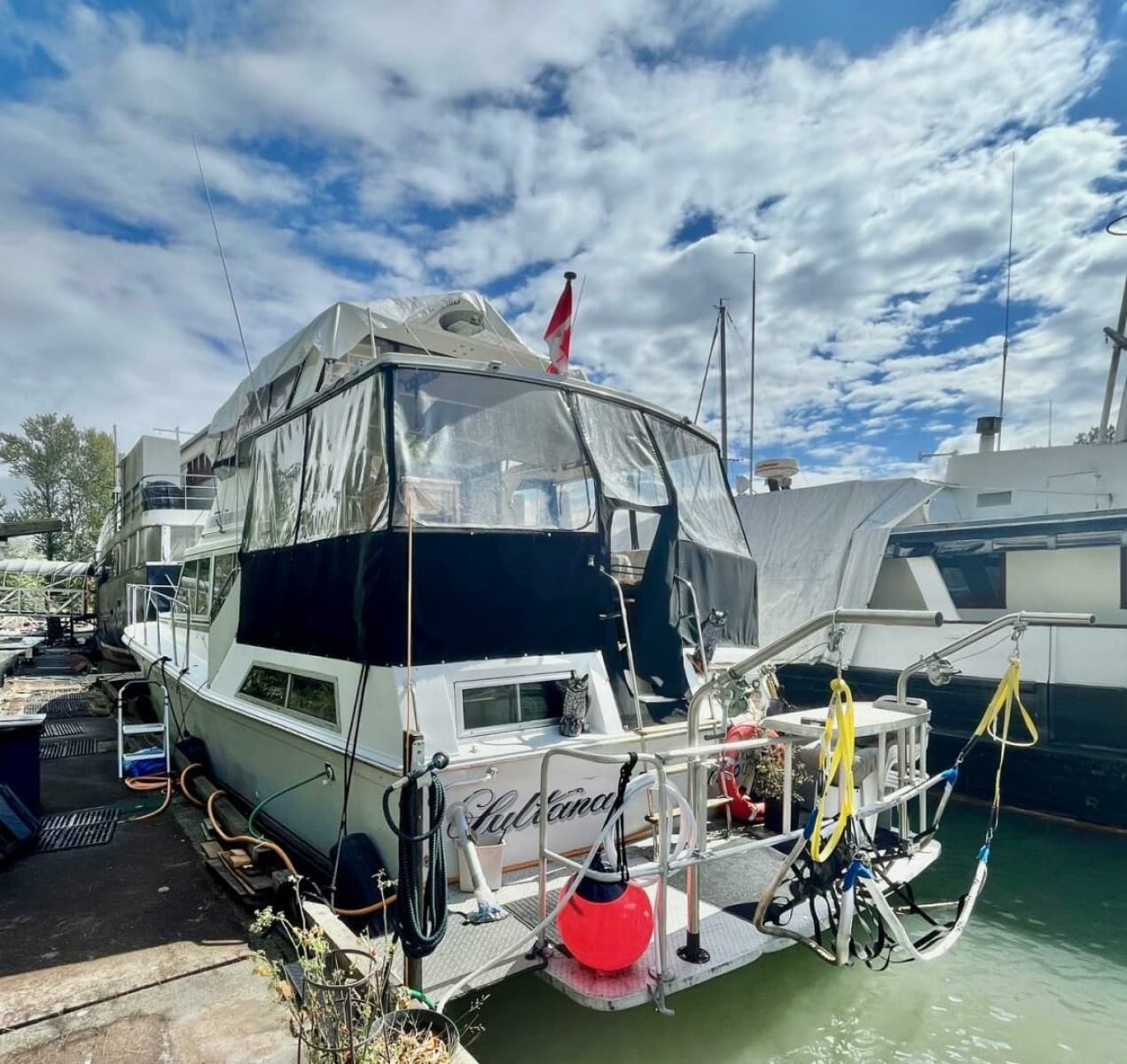 1983 Uniflite Double Cabin - Photo 7