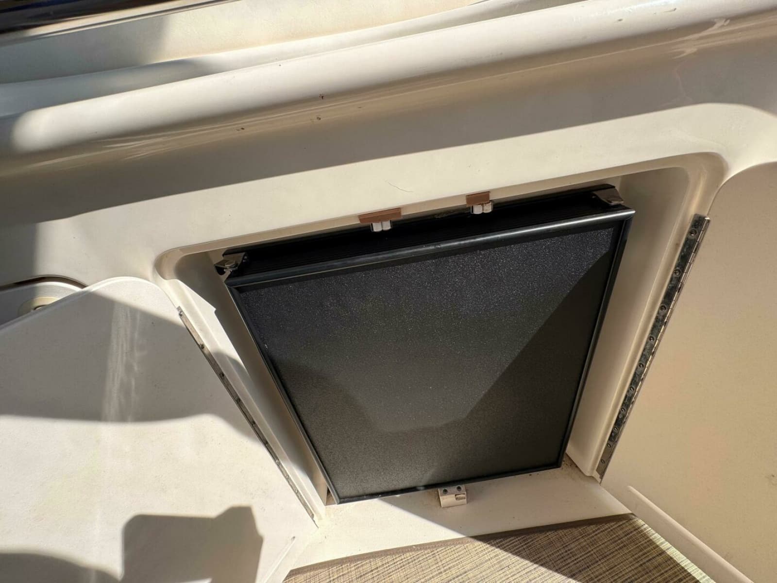 2001 Sea Ray 340 Sundancer - Photo 16