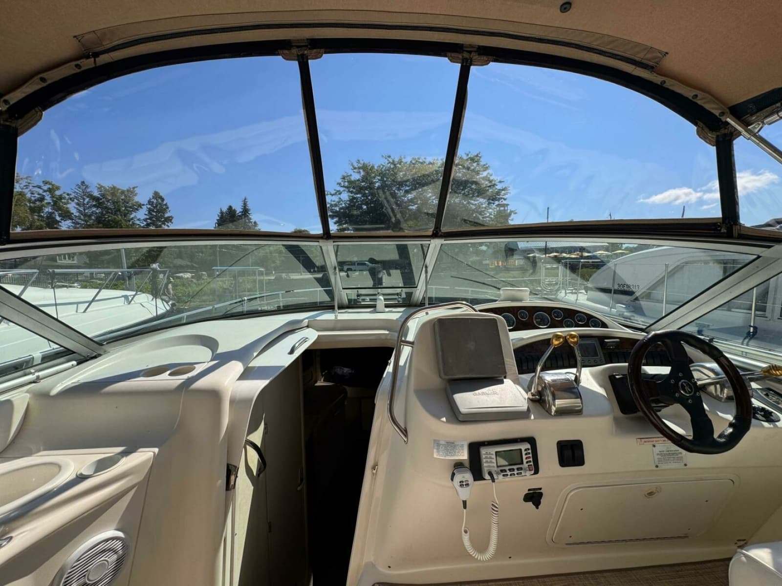 2001 Sea Ray 340 Sundancer - Photo 17